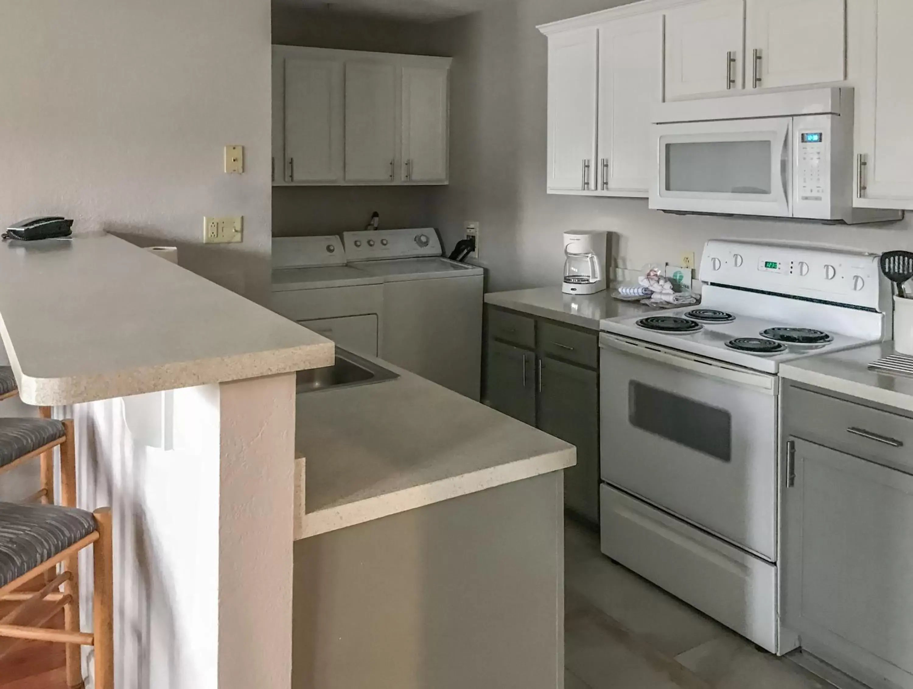 Photo of the whole room in Holiday Inn Club Vacations Oak n Spruce Resort in the Berkshires Photo of the whole room in Holiday Inn Club Vacations Oak n Spruce Resort in the Berkshires