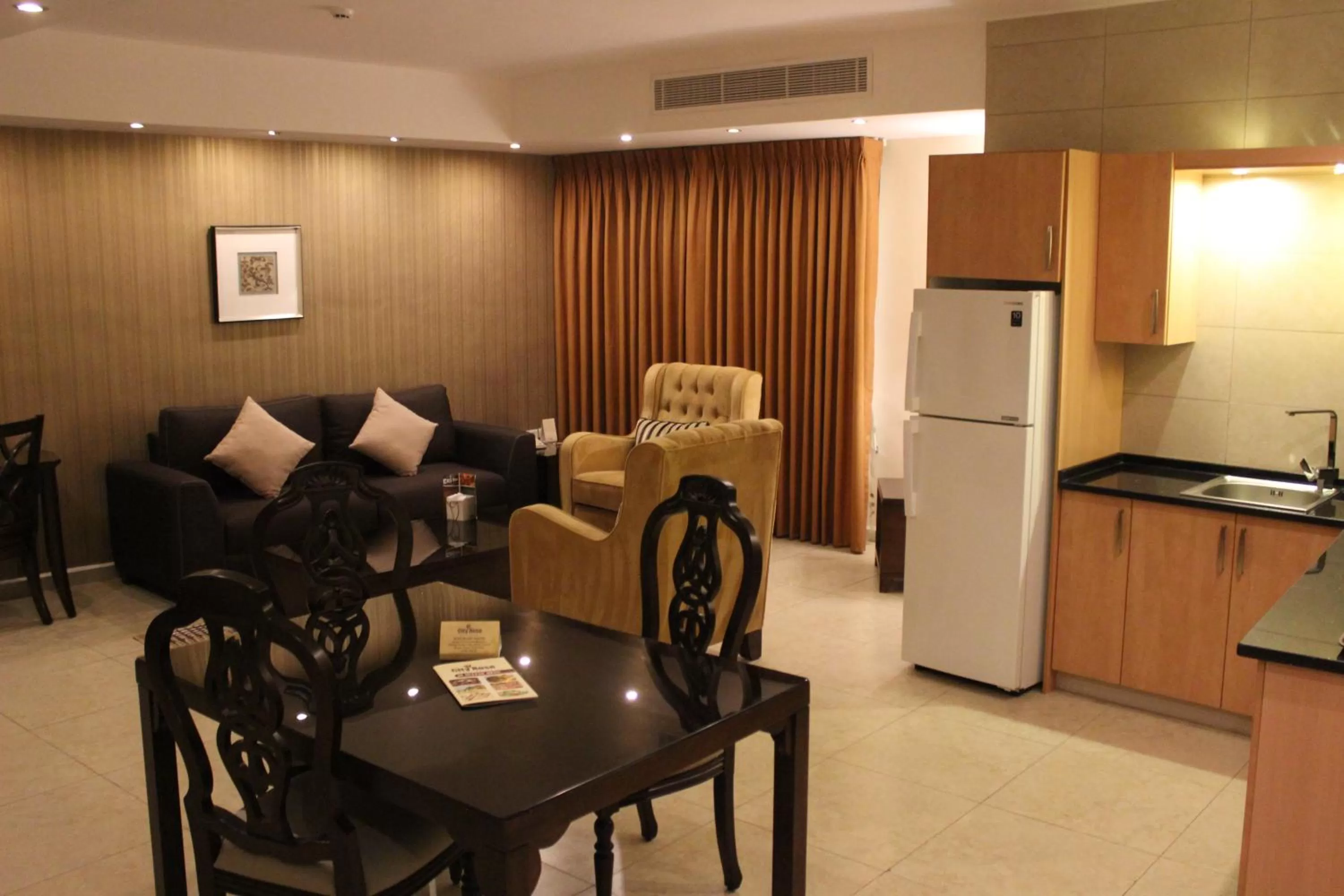 City Rose Hotel Suites