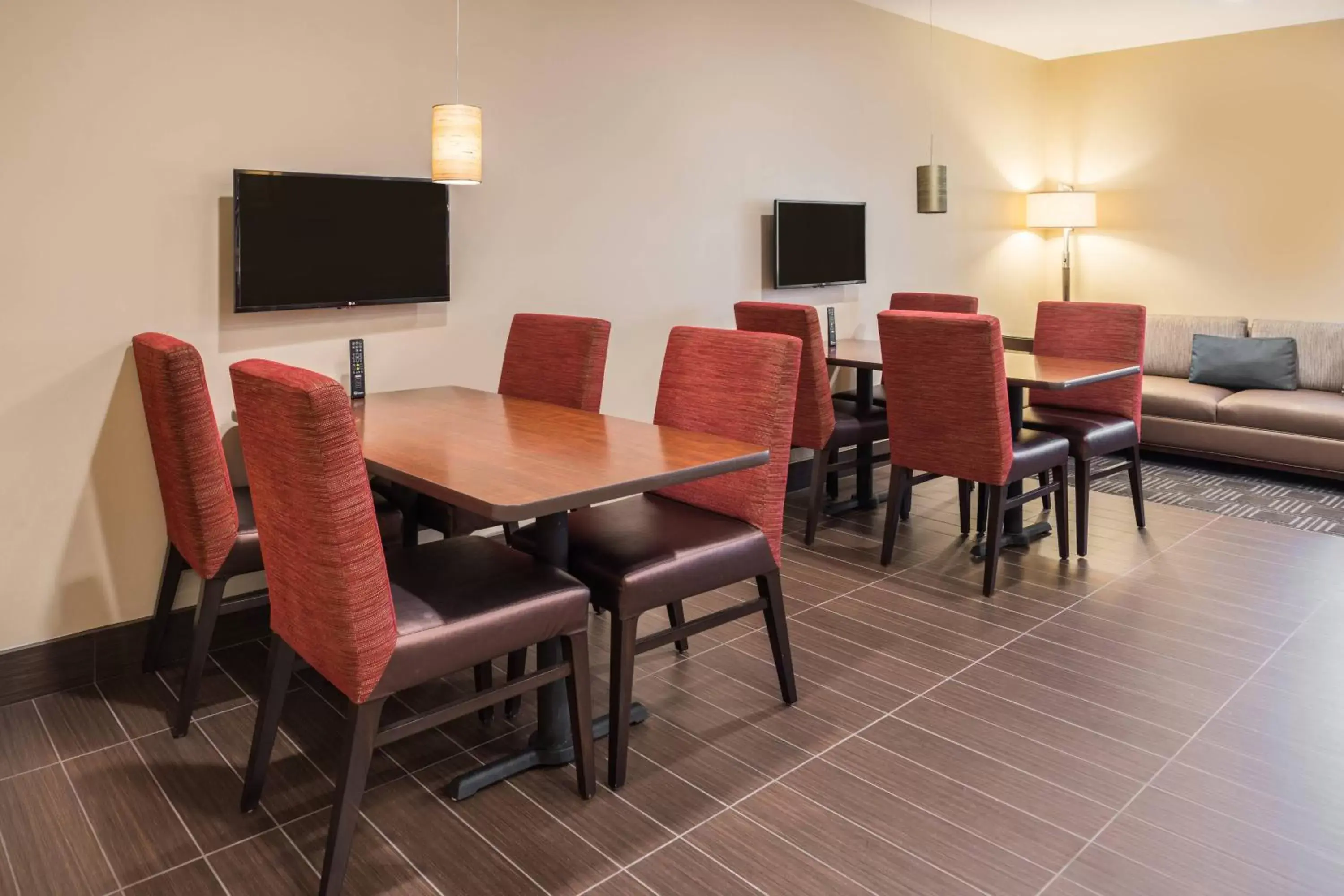 Breakfast, Restaurant/Places to Eat in TownePlace Suites by Marriott New Hartford