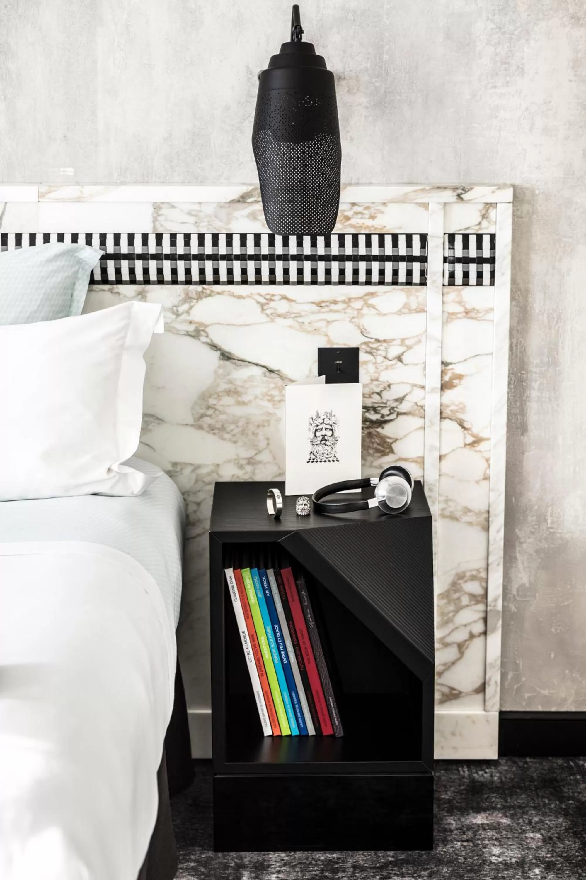 Bedroom, Bed in Hotel Les Bains Paris