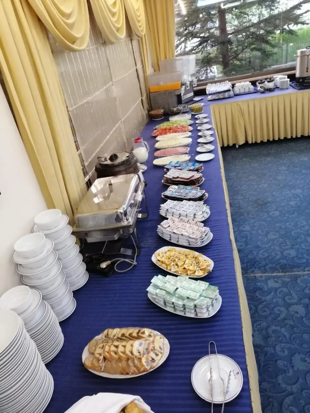 Breakfast in Akyuz Hotel