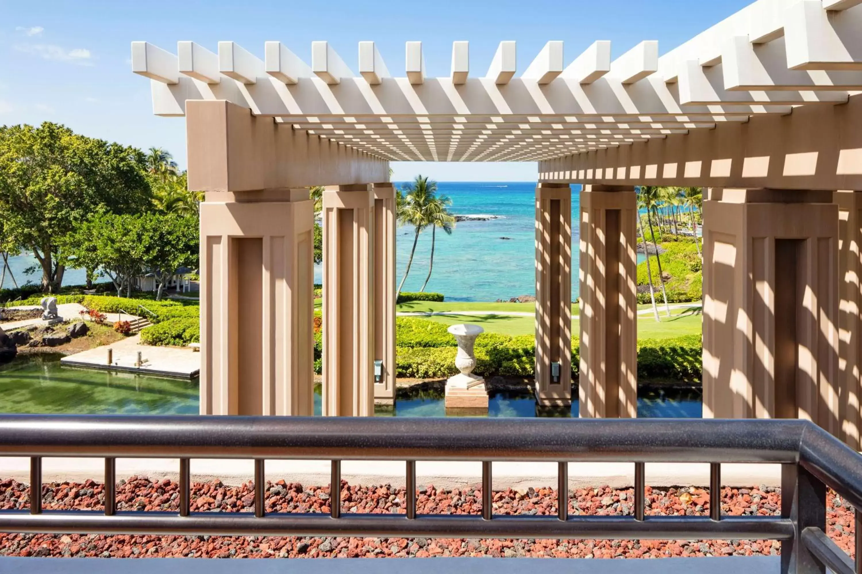 View (from property/room), Pool View in Hilton Waikoloa Village