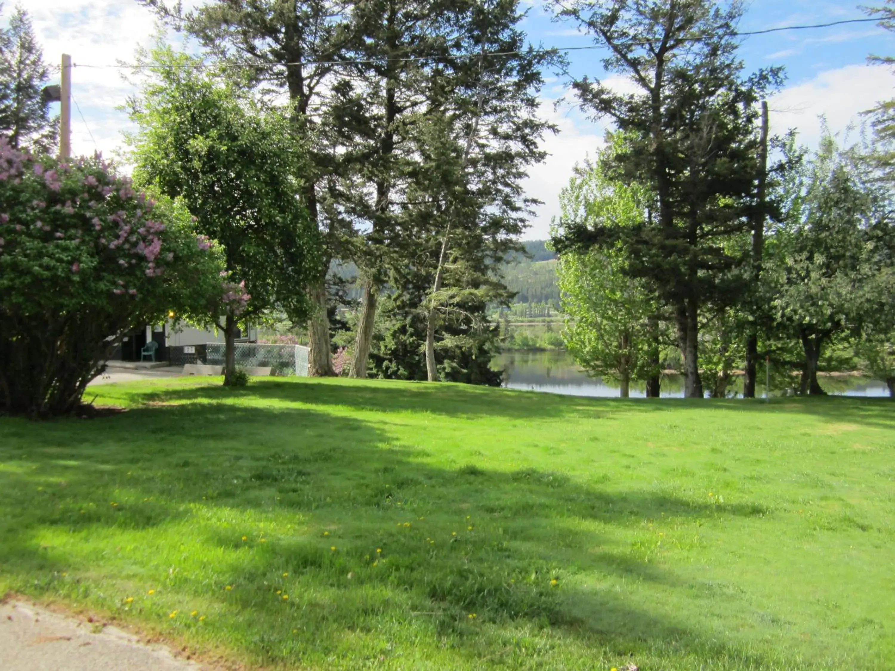 Area and facilities, Garden in Lakeside Motel