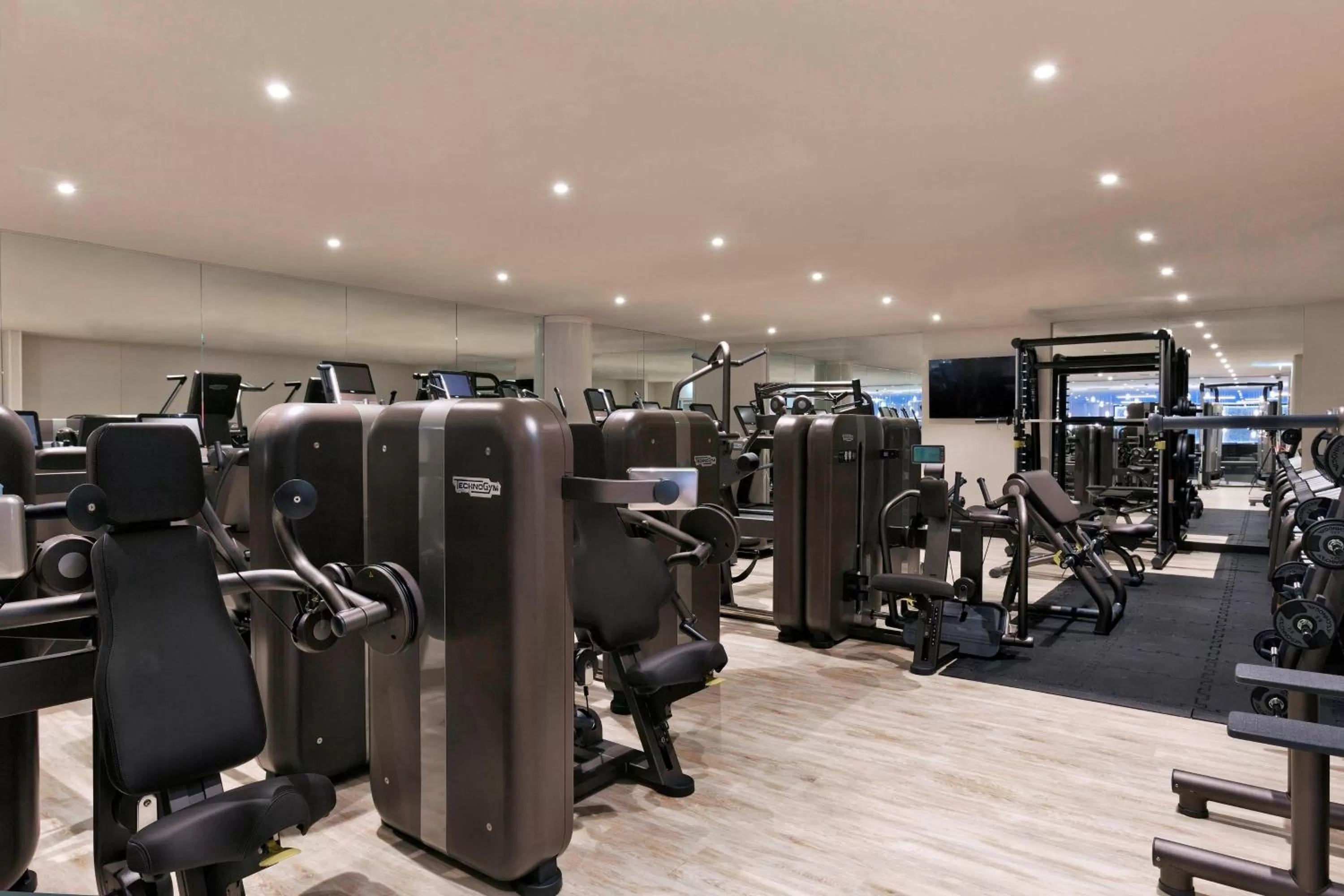 Fitness centre/facilities in Vienna Marriott Hotel