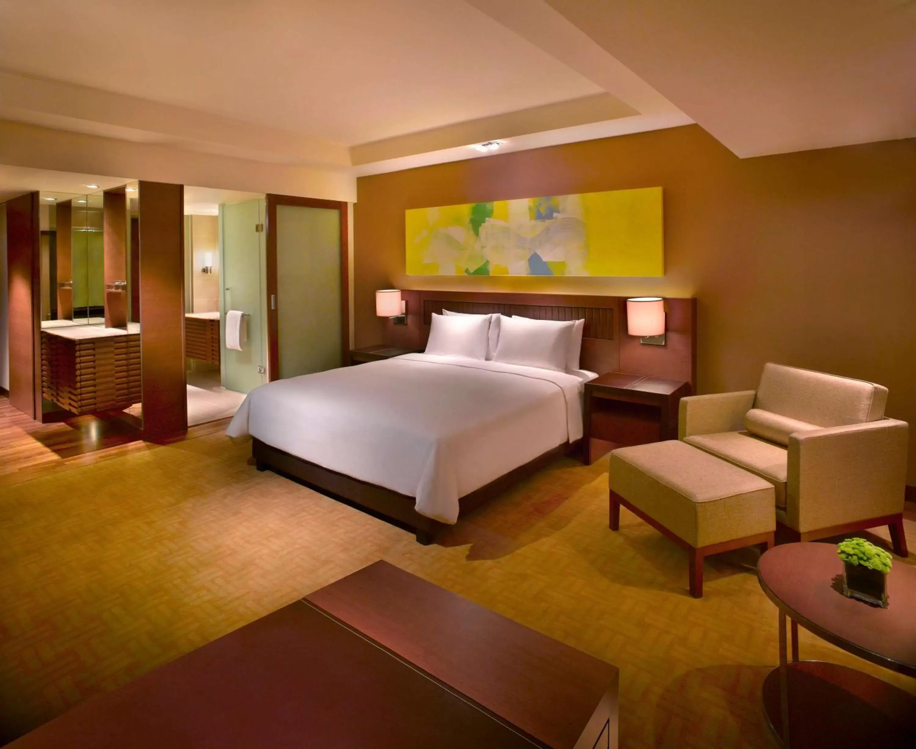 Photo of the whole room, Bed in Hyatt Regency Kinabalu