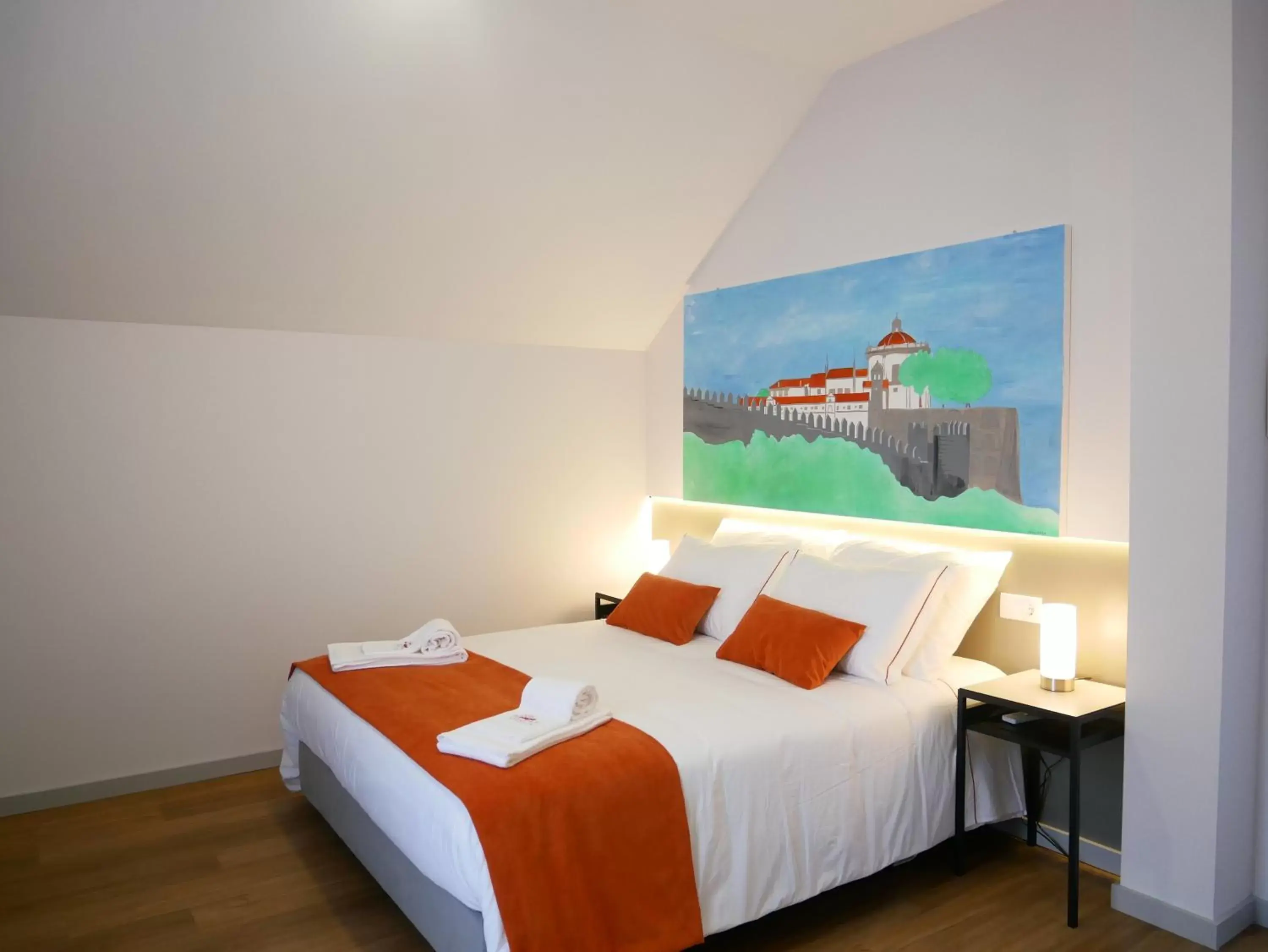 Bed in Serra do Pilar Porto Suites