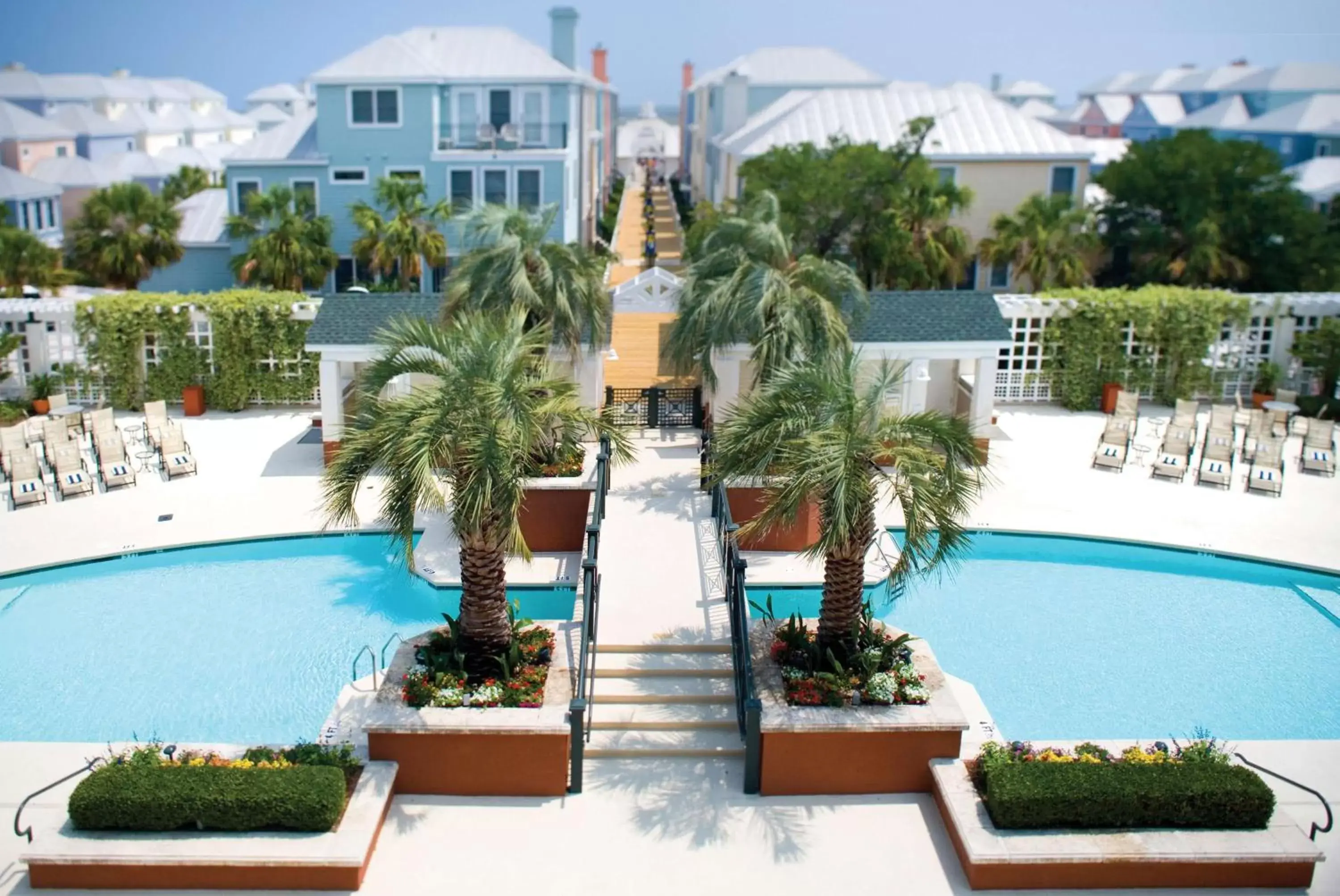 Swimming Pool in Wild Dunes Resort - Sweetgrass Inn and Boardwalk Inn