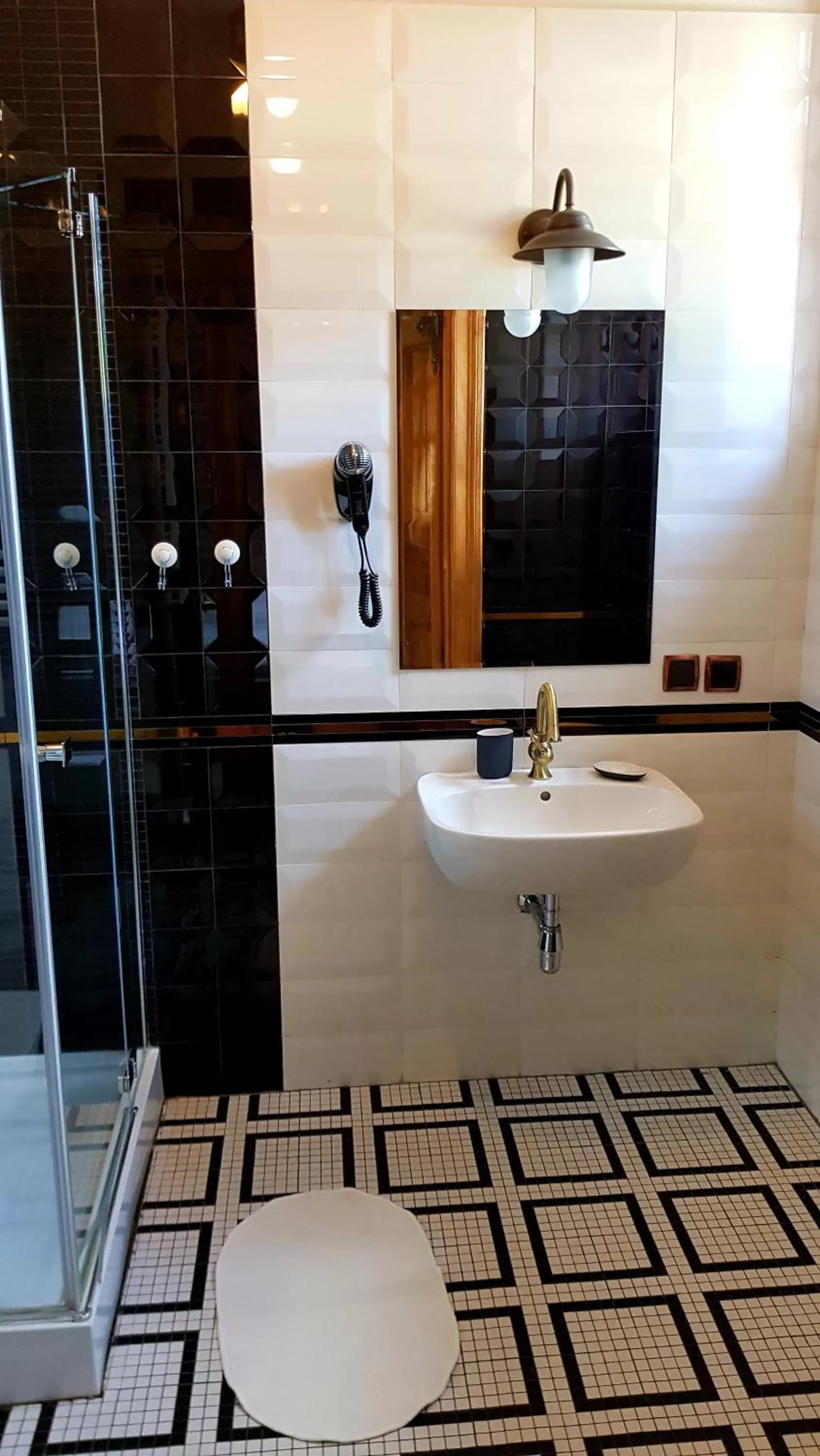 Shower, Bathroom in Willa Stara Przepompownia