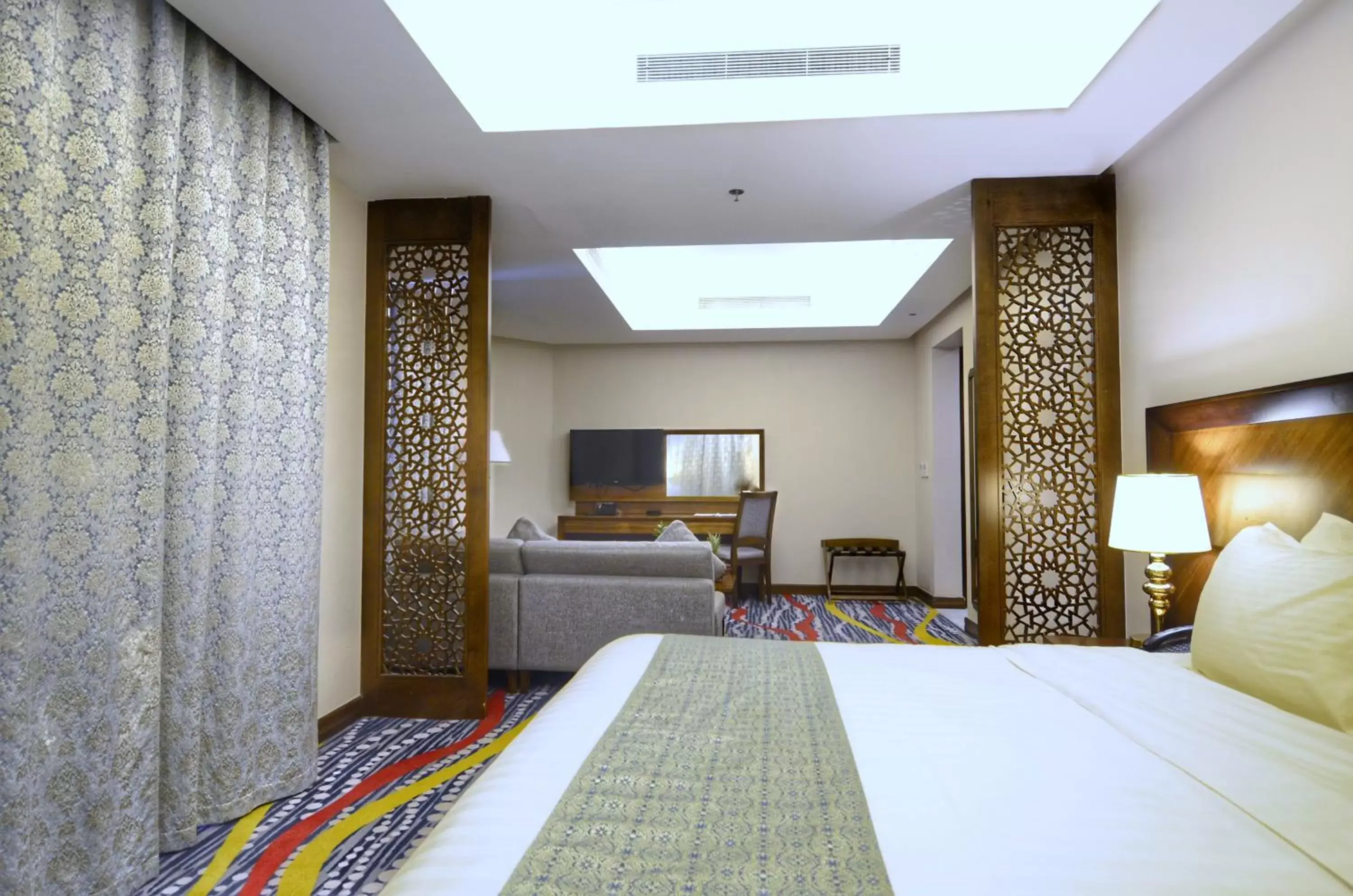 Photo of the whole room, Bed in Ruve Jeddah Hotel