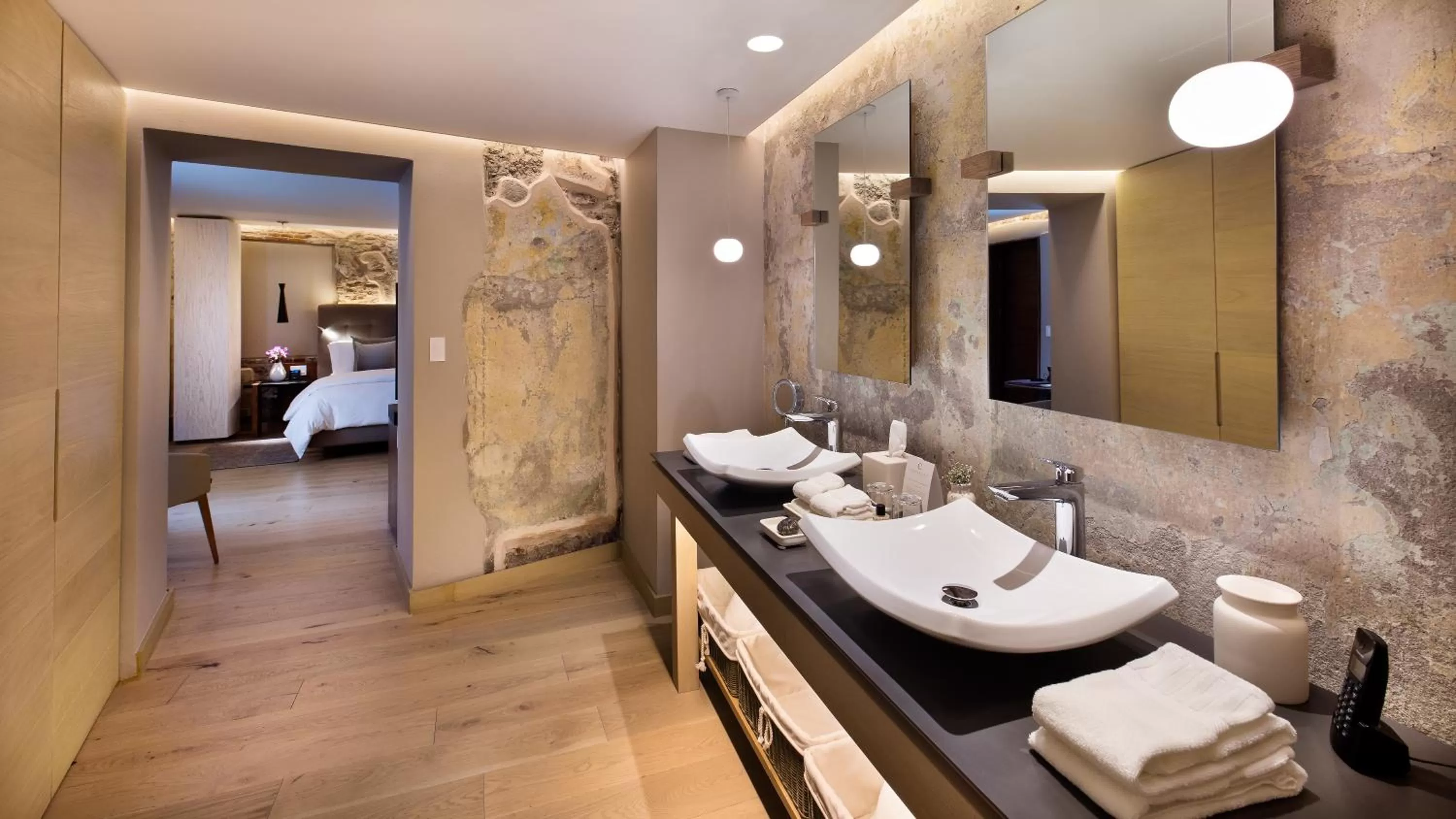 Bathroom, Bed in Cartesiano Boutique & Wellness Hotel