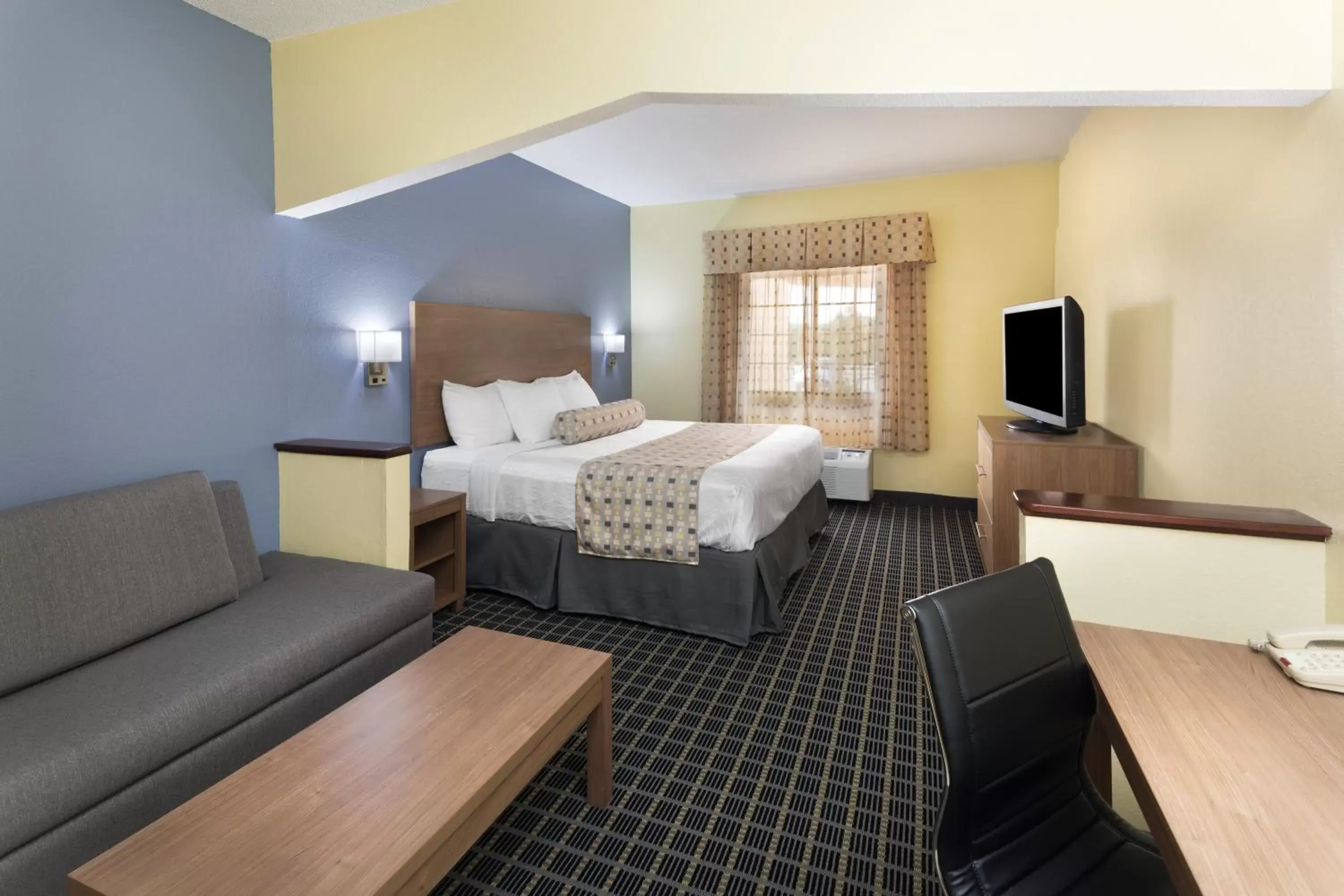 Photo of the whole room in Days Inn & Suites by Wyndham Union City