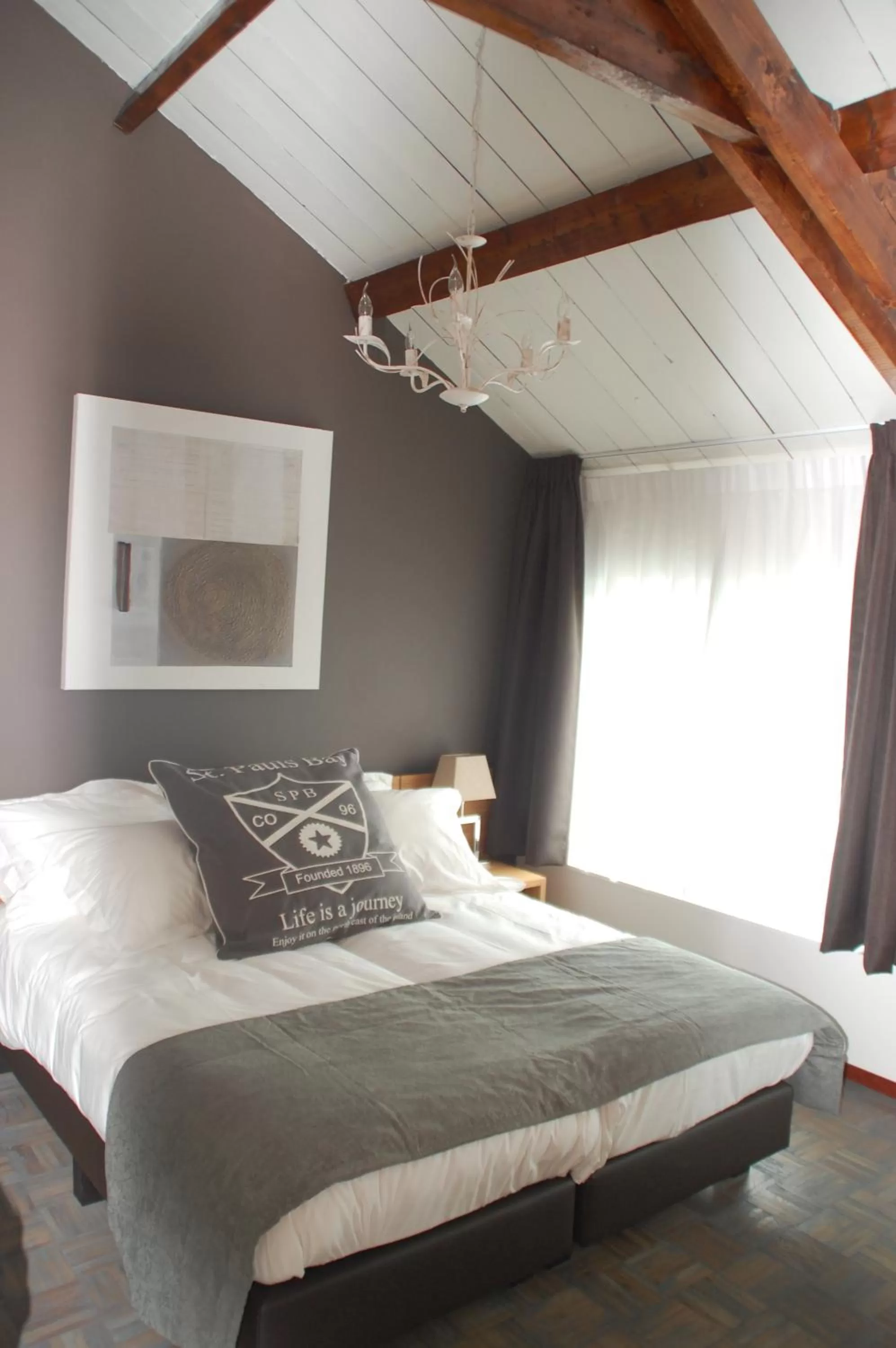 Bed in Hotel Restaurant de Engel