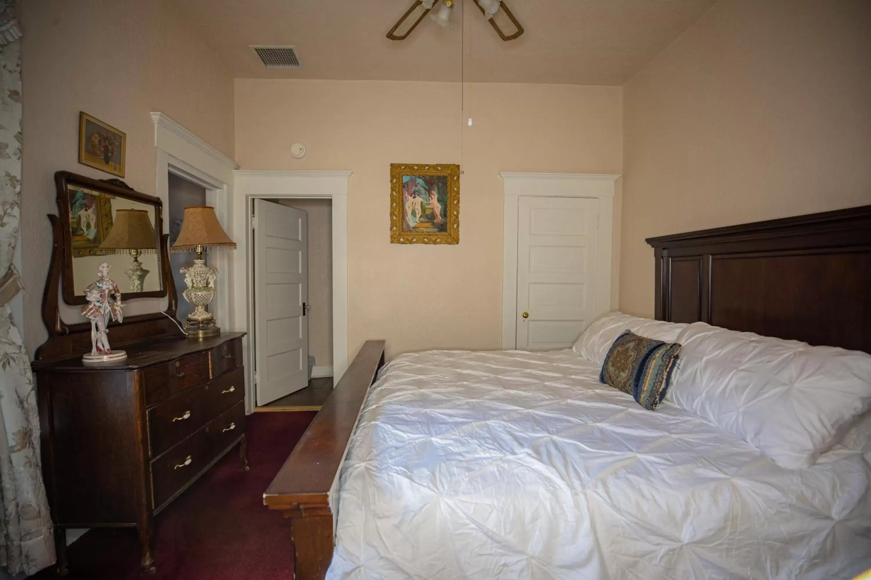 Bed in Bisbee Grand Hotel