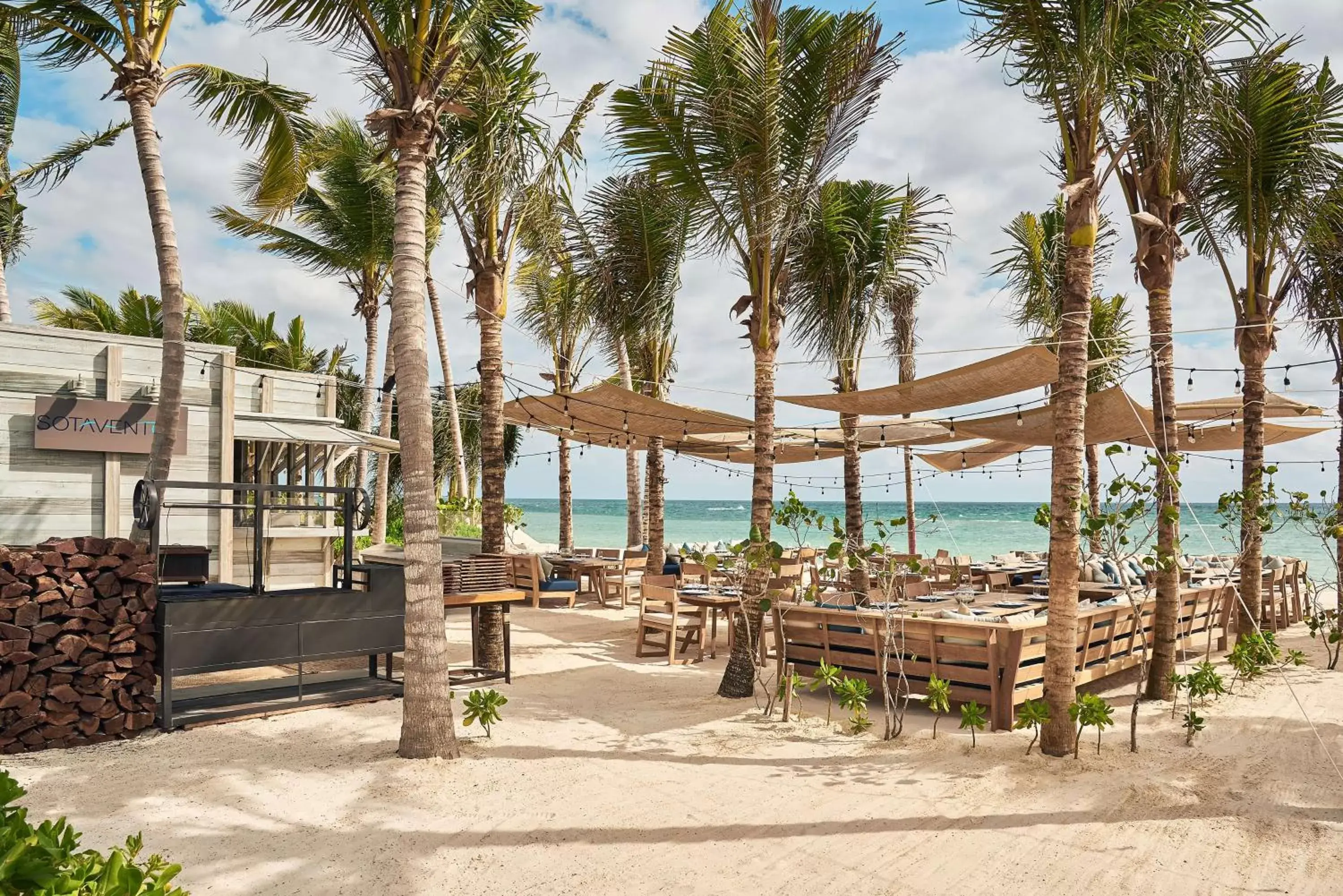 Restaurant/places to eat in Andaz Mayakoba - a concept by Hyatt