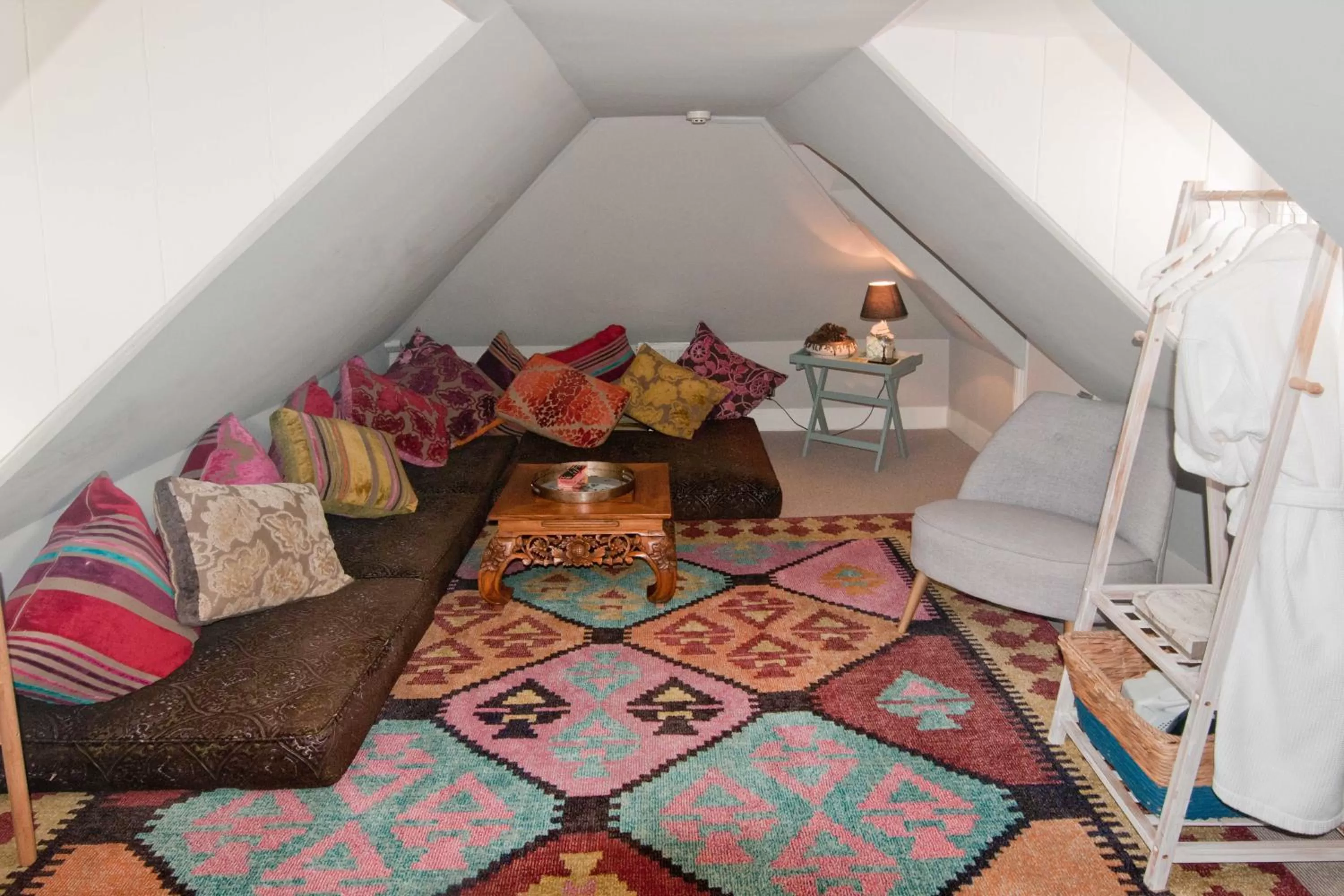 Double Room with Private External Bathroom in The Laindons