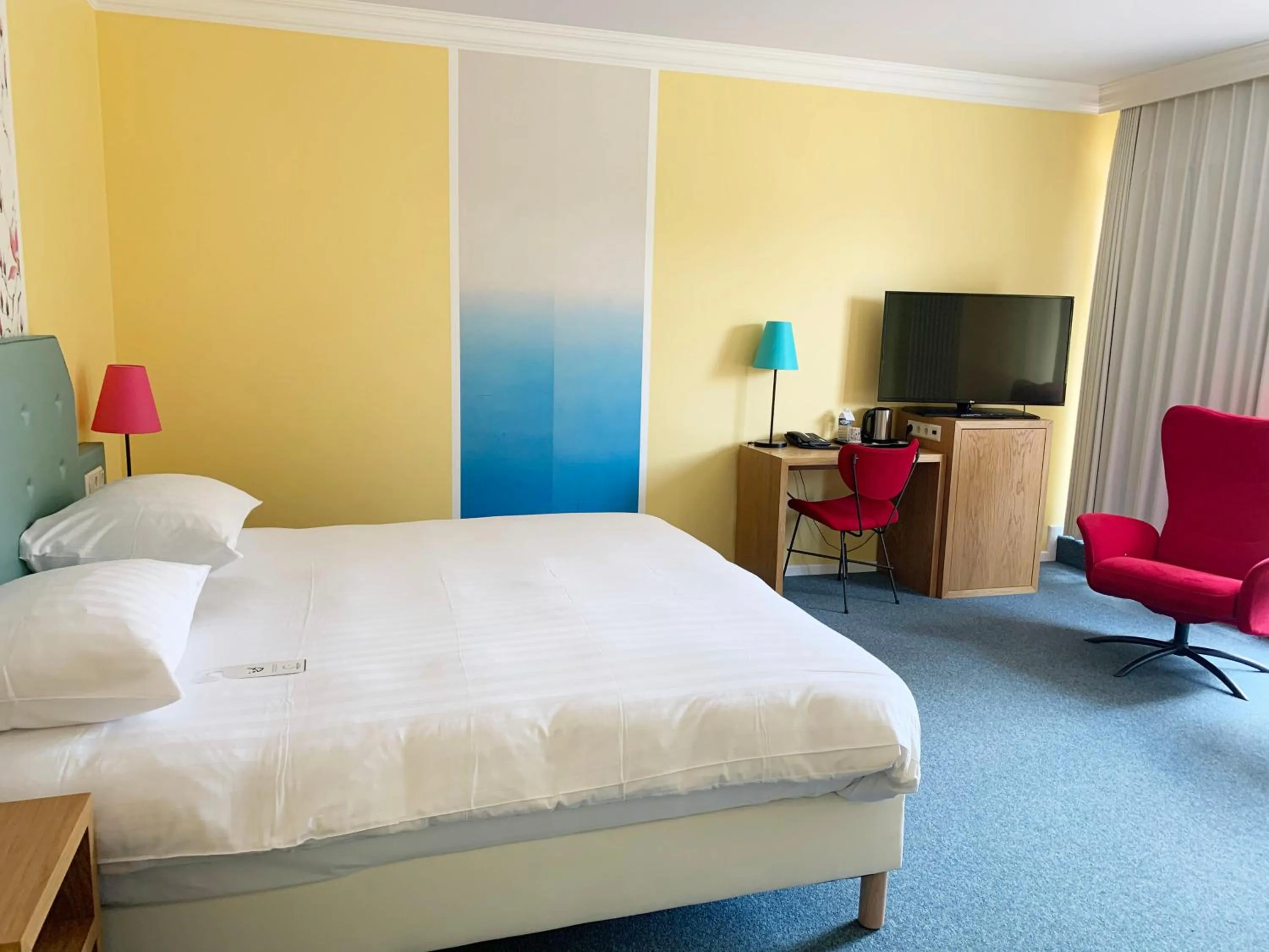 Photo of the whole room, Bed in Hotel Parc Plaza