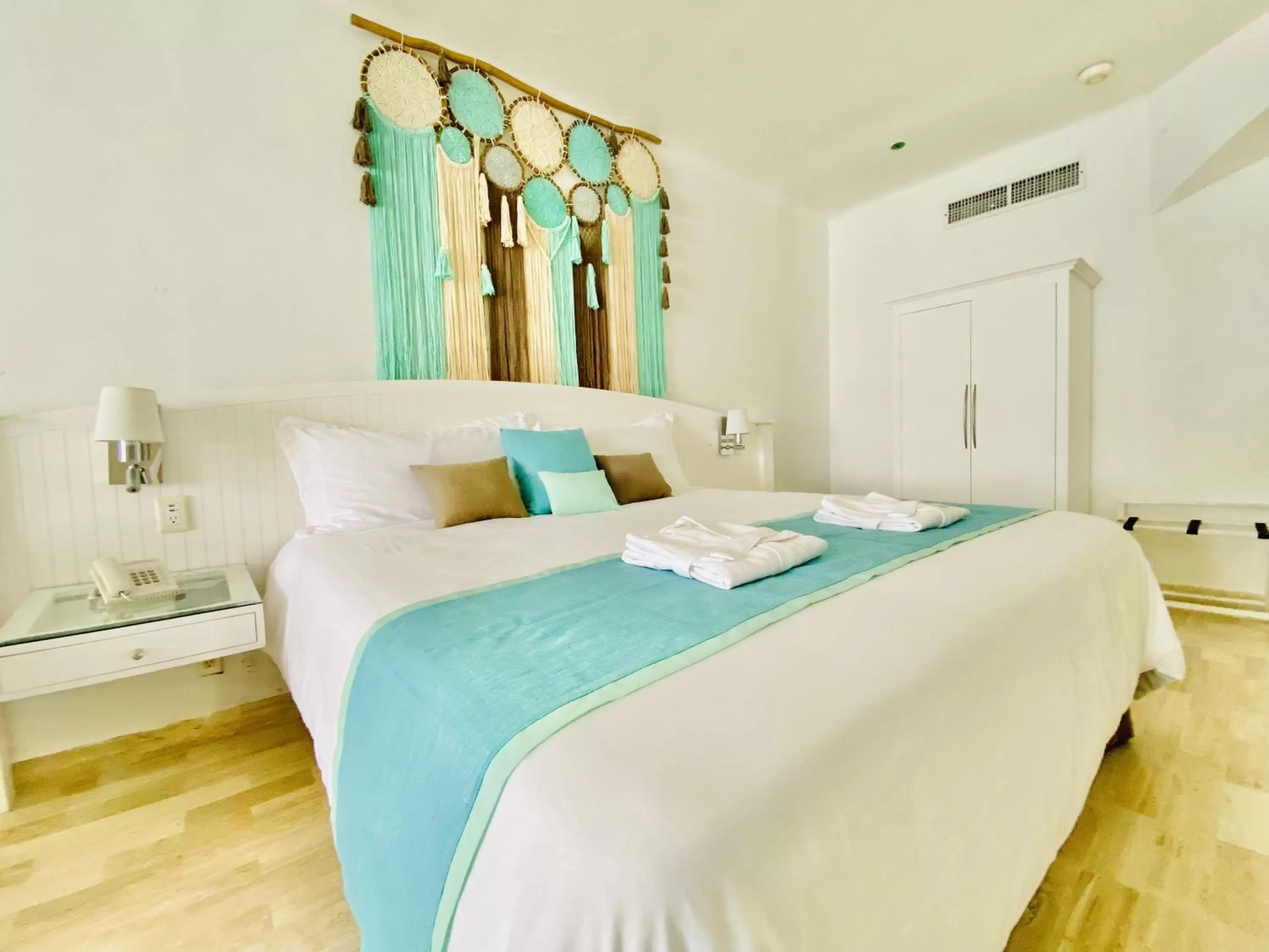 Bed in Cyan Cancun Resort & Spa