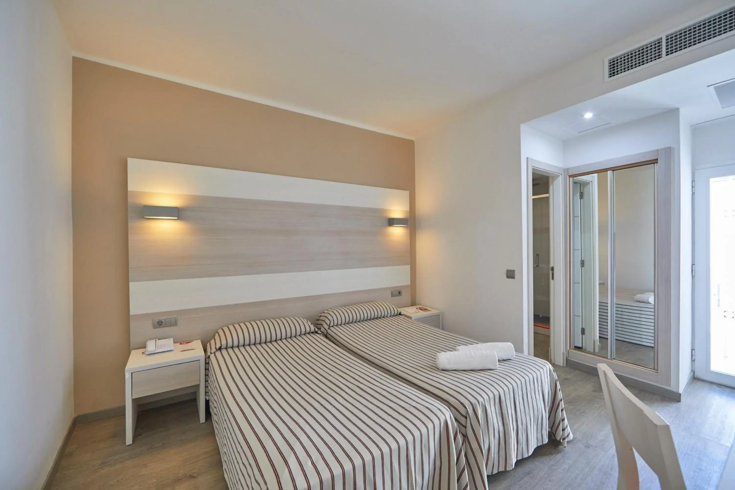 Photo of the whole room, Bed in MLL Palma Bay Club Resort Photo of the whole room, Bed in MLL Palma Bay Club Resort