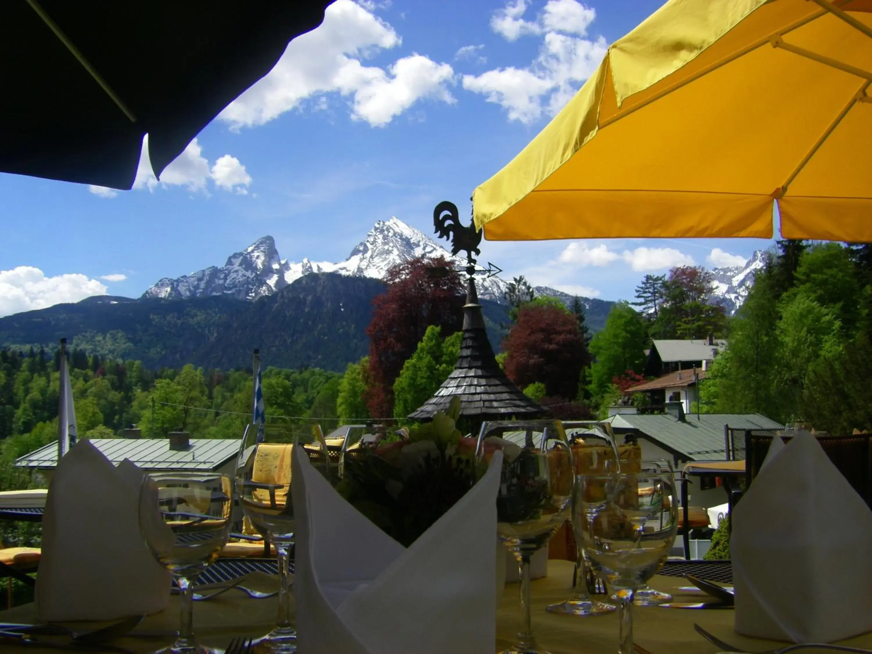 View (from property/room), Restaurant/Places to Eat in Alpenhotel Kronprinz