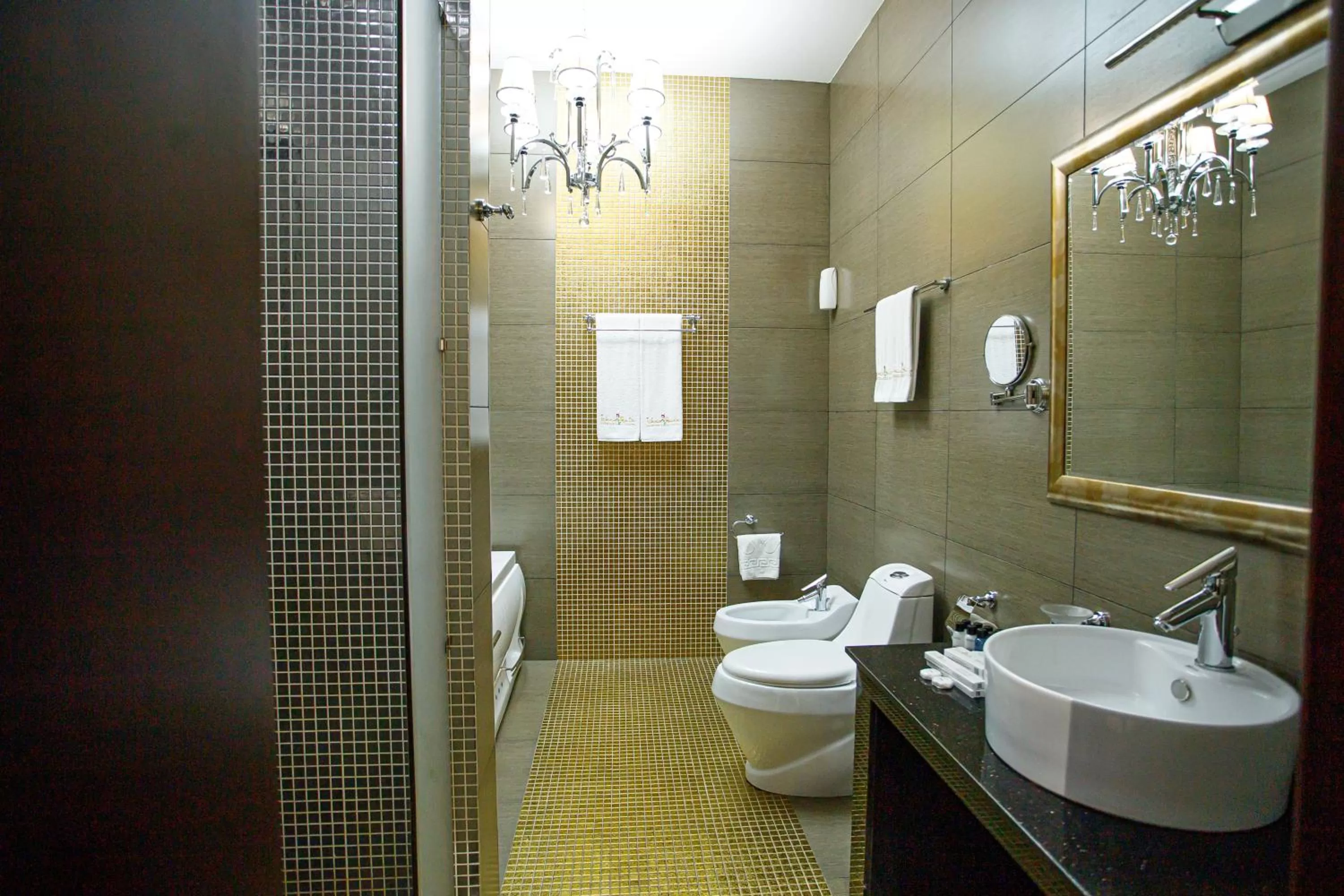 Bathroom in Ichan Qal'a Premium Class Hotel