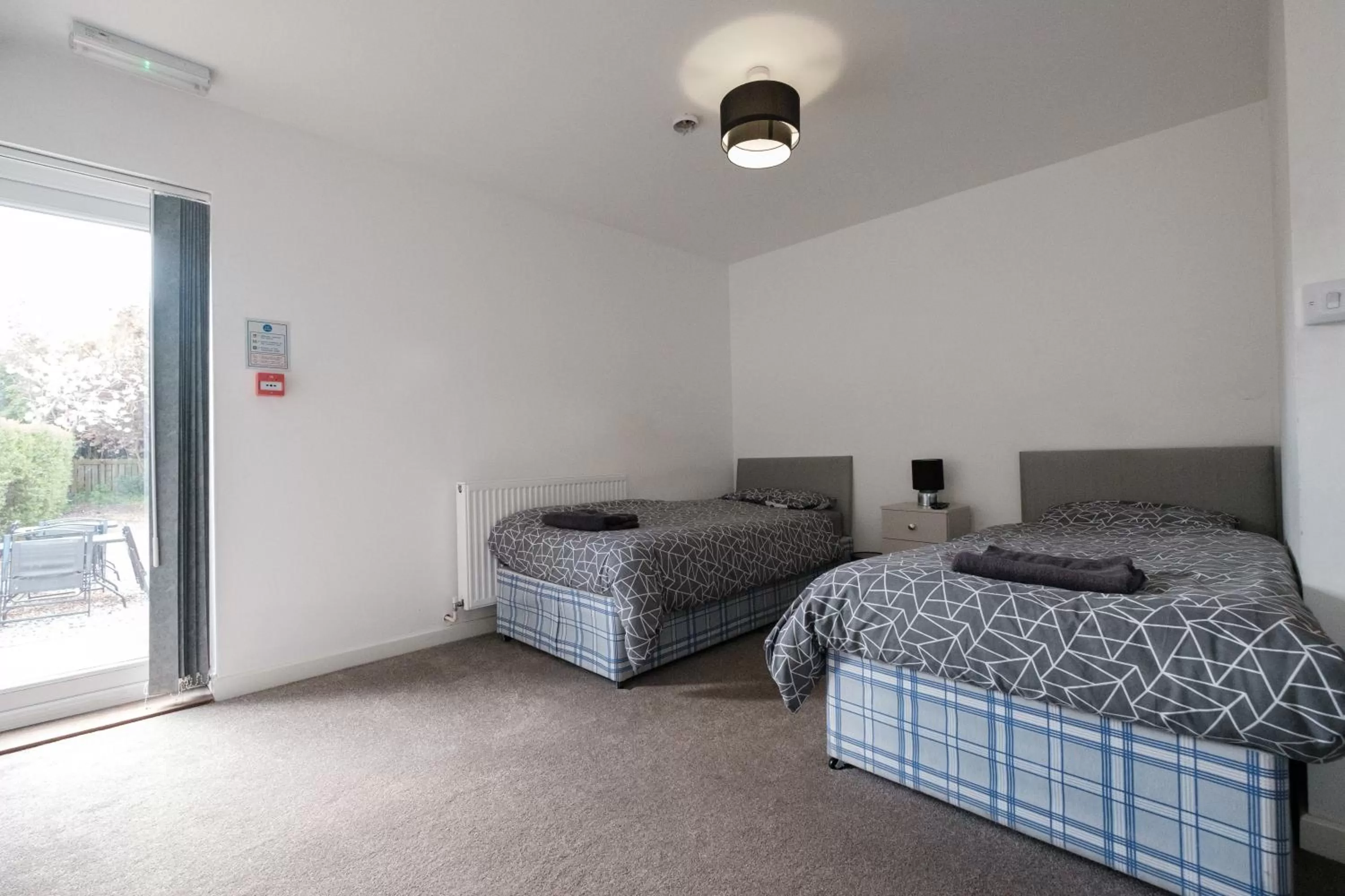 Standard Twin Room with Shared Bathroom in OYO The Pickering Park Hotel