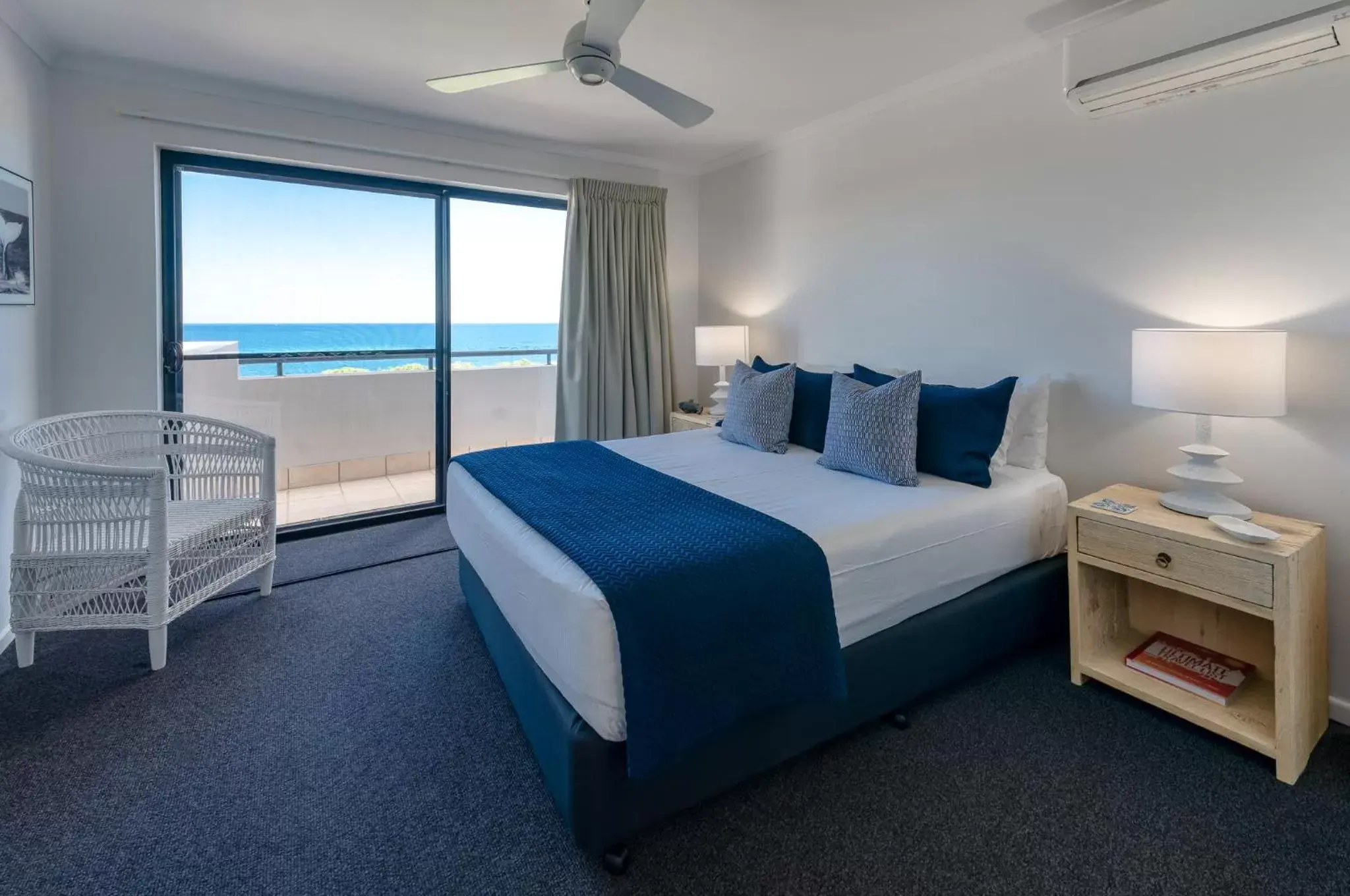 Bedroom, Bed in The Point Coolum