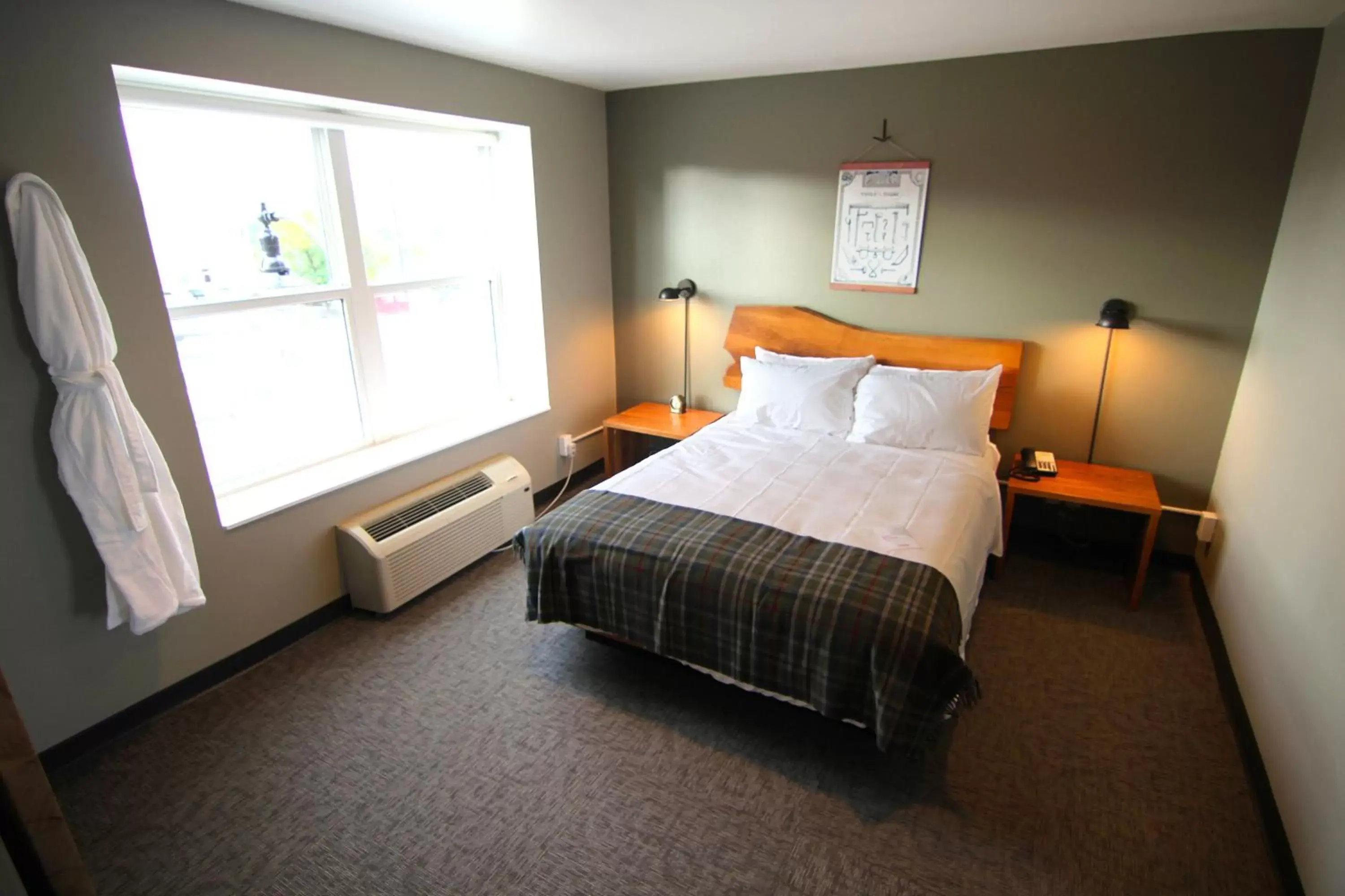 Bed in The Oxbow Hotel Bed in The Oxbow Hotel