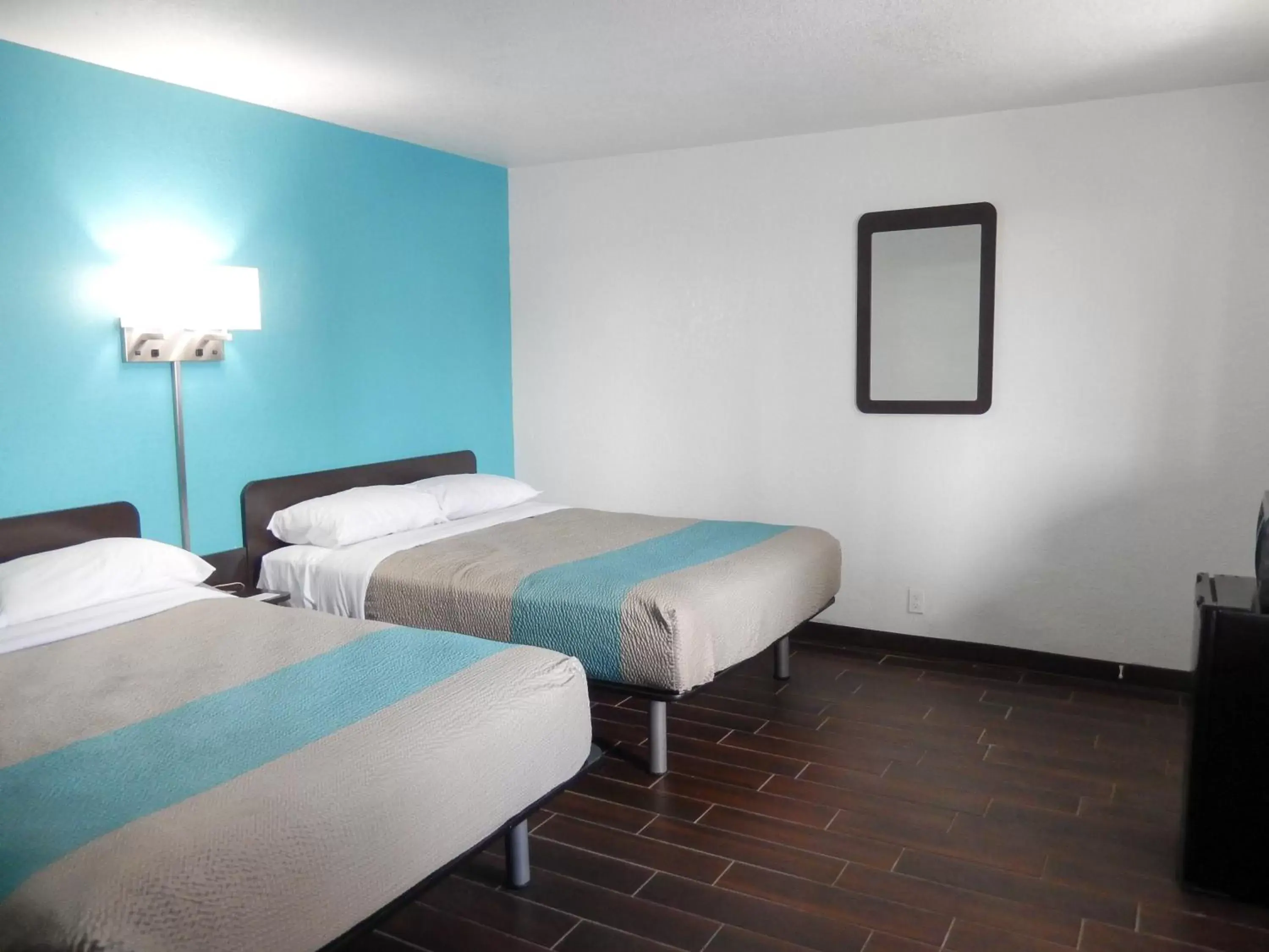 Bedroom, Bed in Motel 6-Portland, TX Bedroom, Bed in Motel 6-Portland, TX