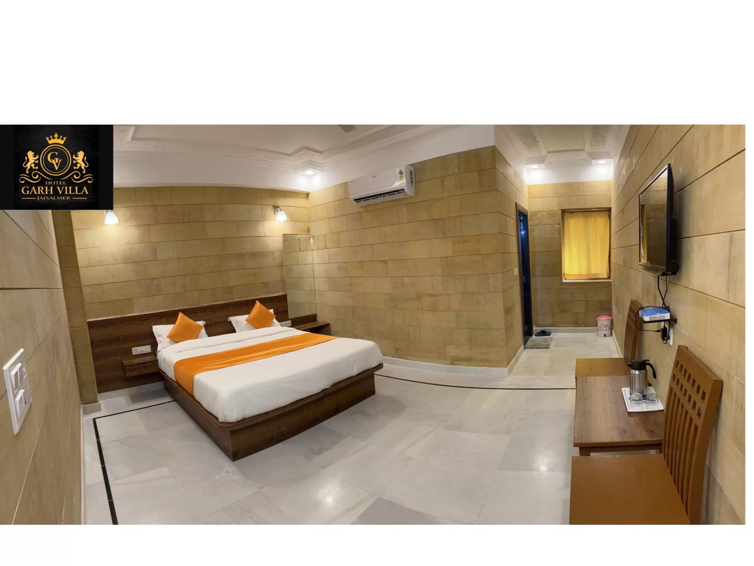 Property building in Hotel Garh Vila