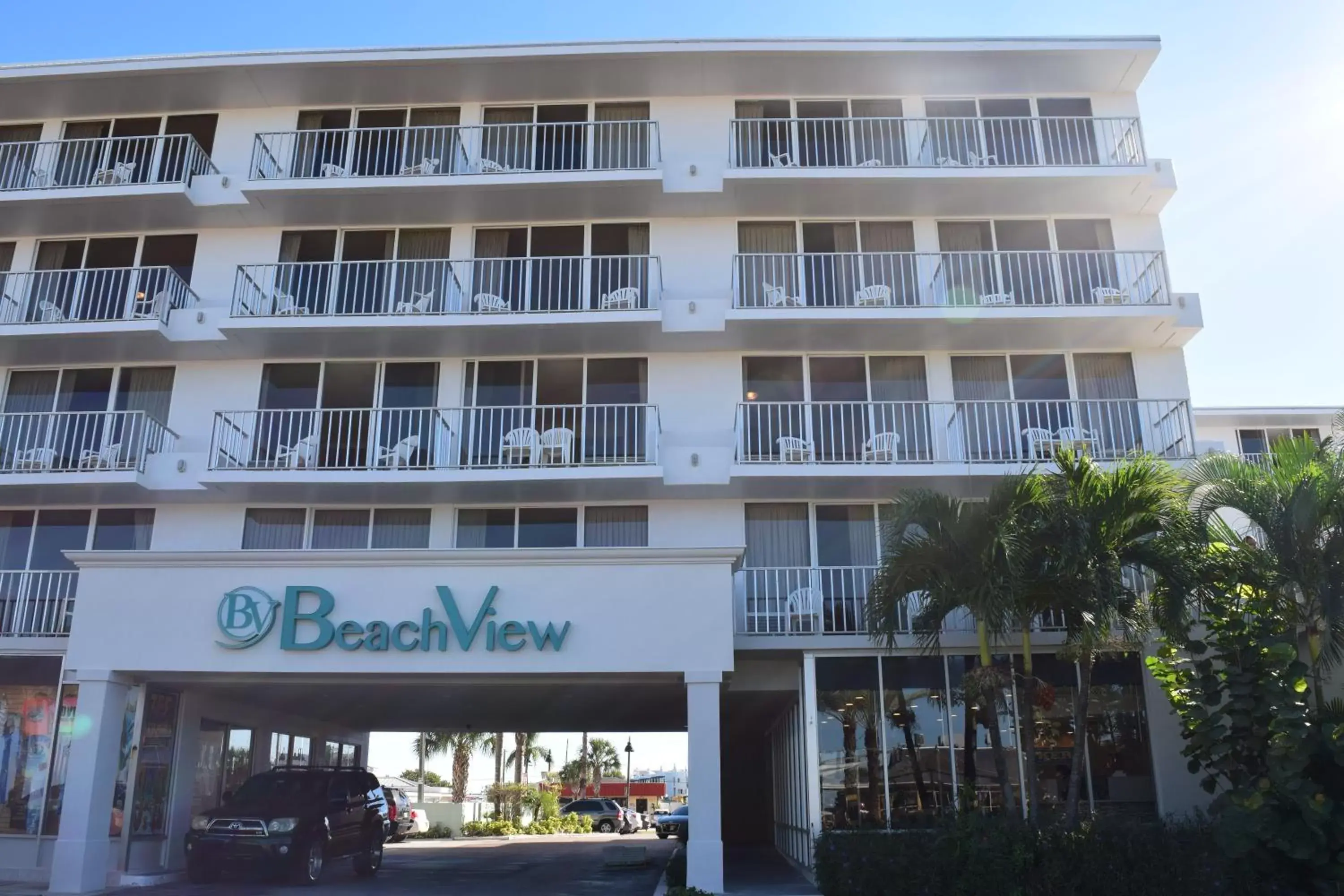 Property Building in The Beachview Inn Clearwater Beach