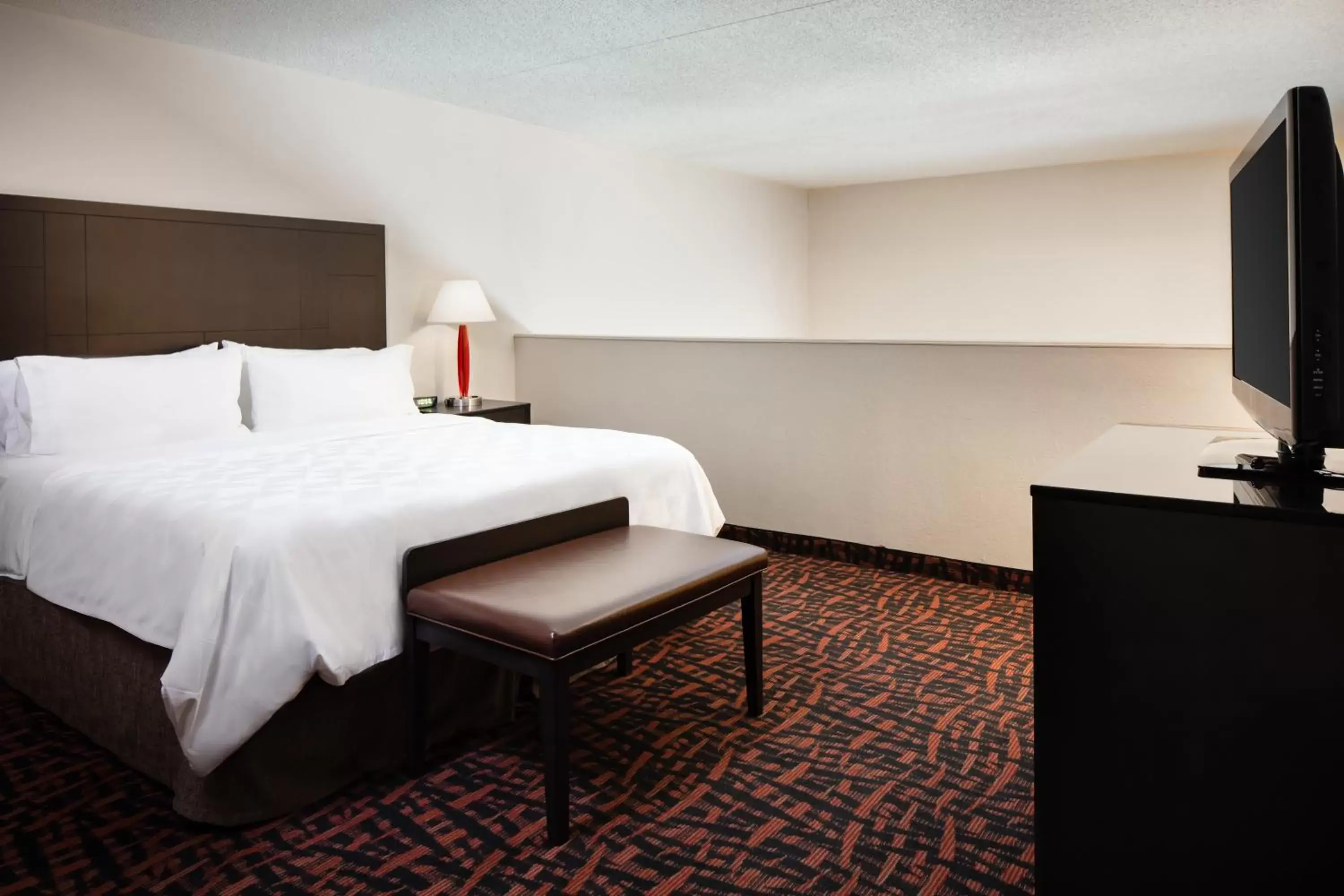 Photo of the whole room, Bed in Holiday Inn Wichita East I-35, an IHG Hotel