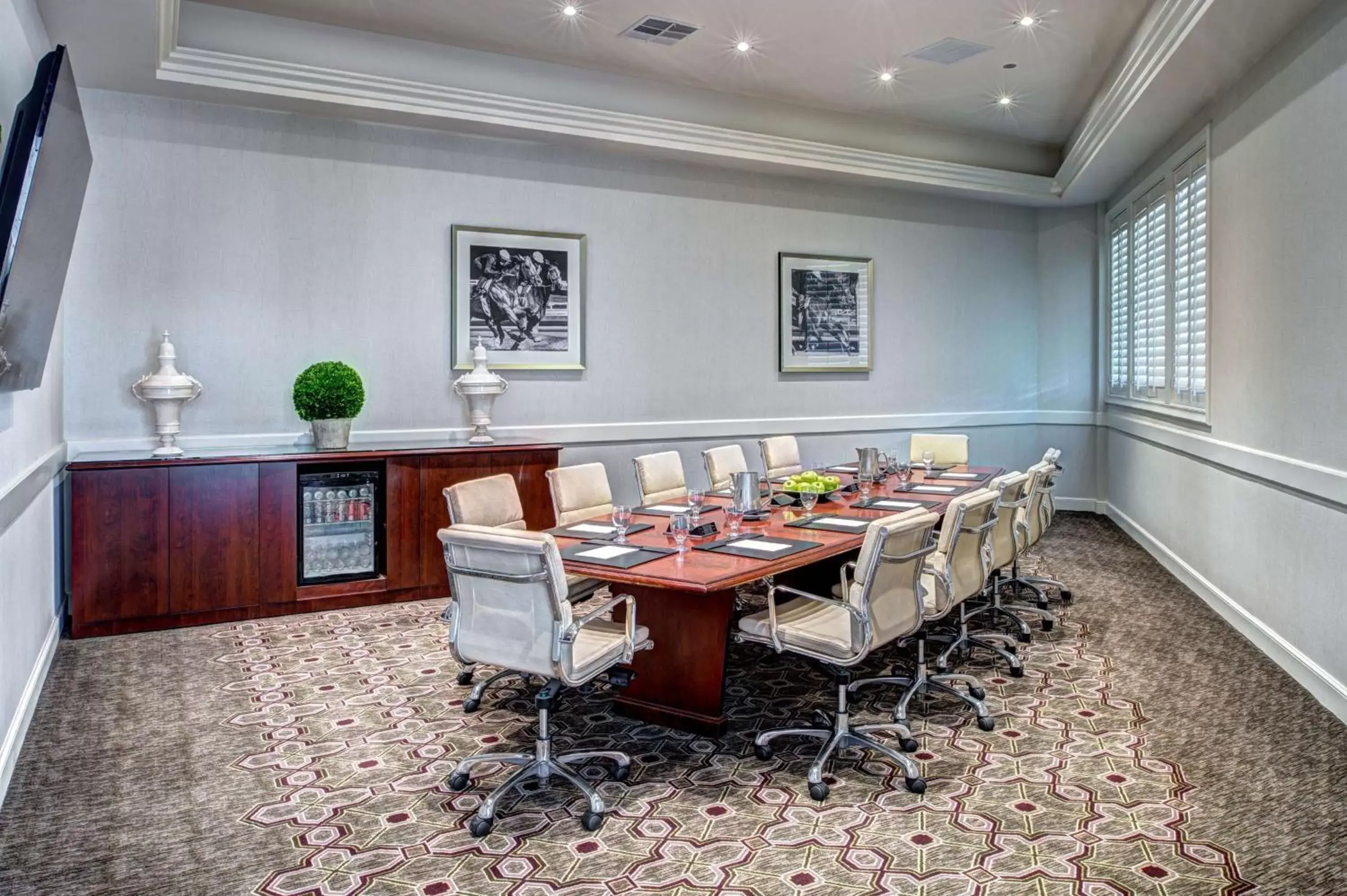 Meeting/conference room, Restaurant/Places to Eat in Hilton San Diego/Del Mar