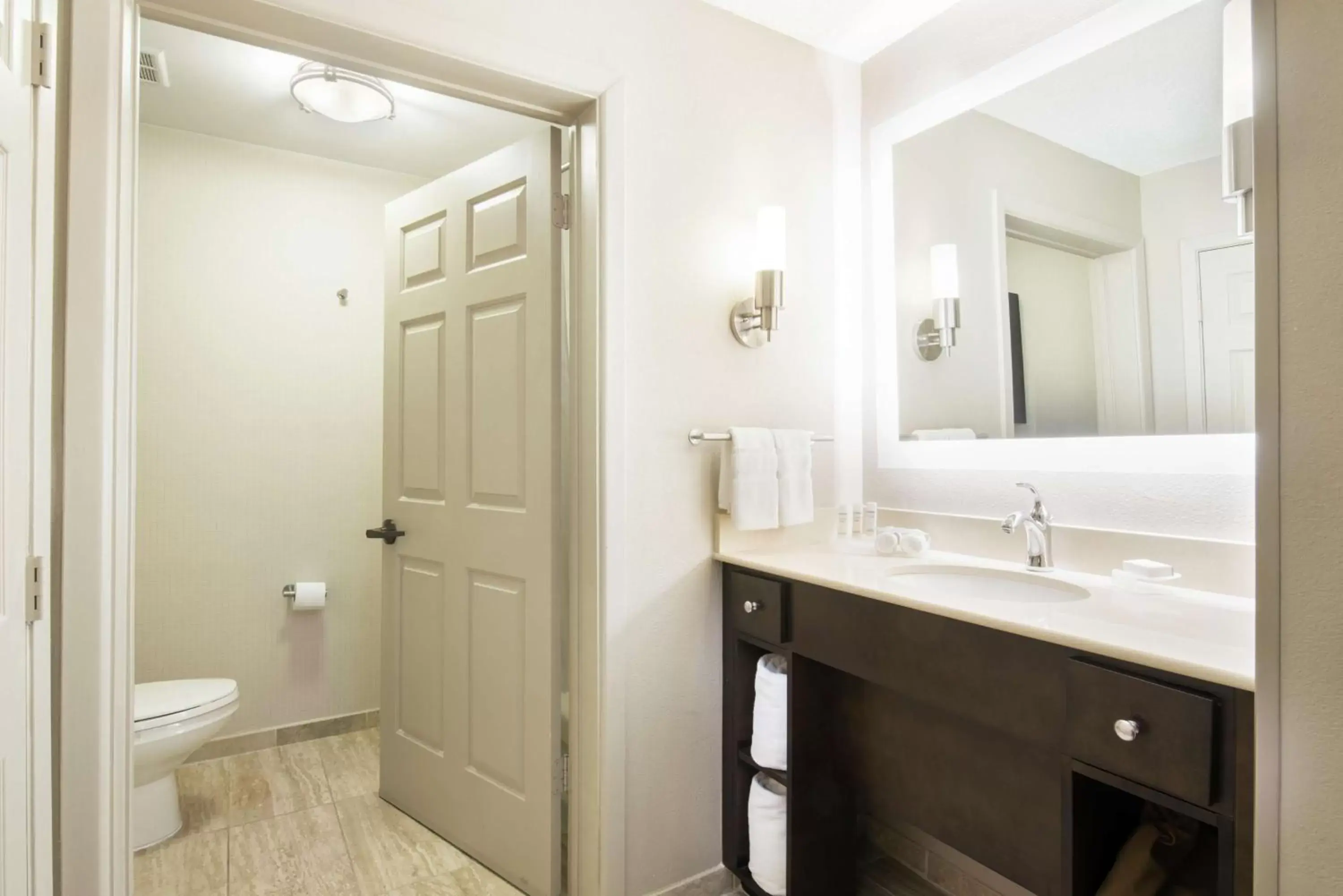 Bathroom in Homewood Suites by Hilton Austin South
