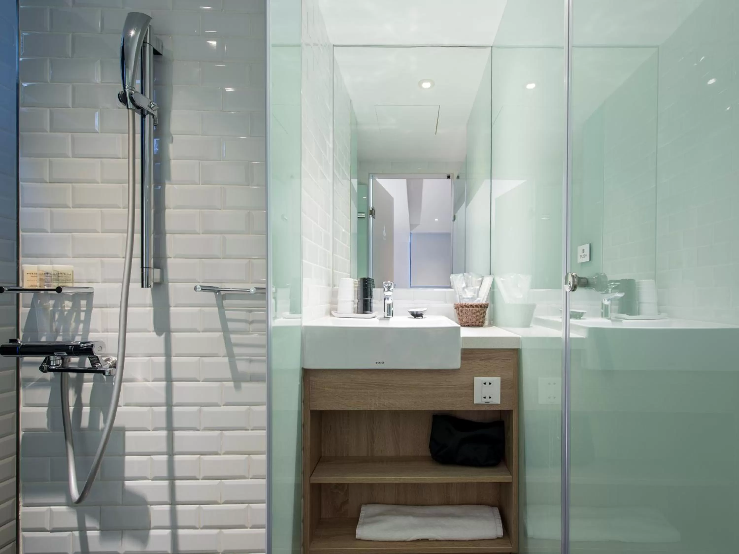 Shower in Hotel Relax III