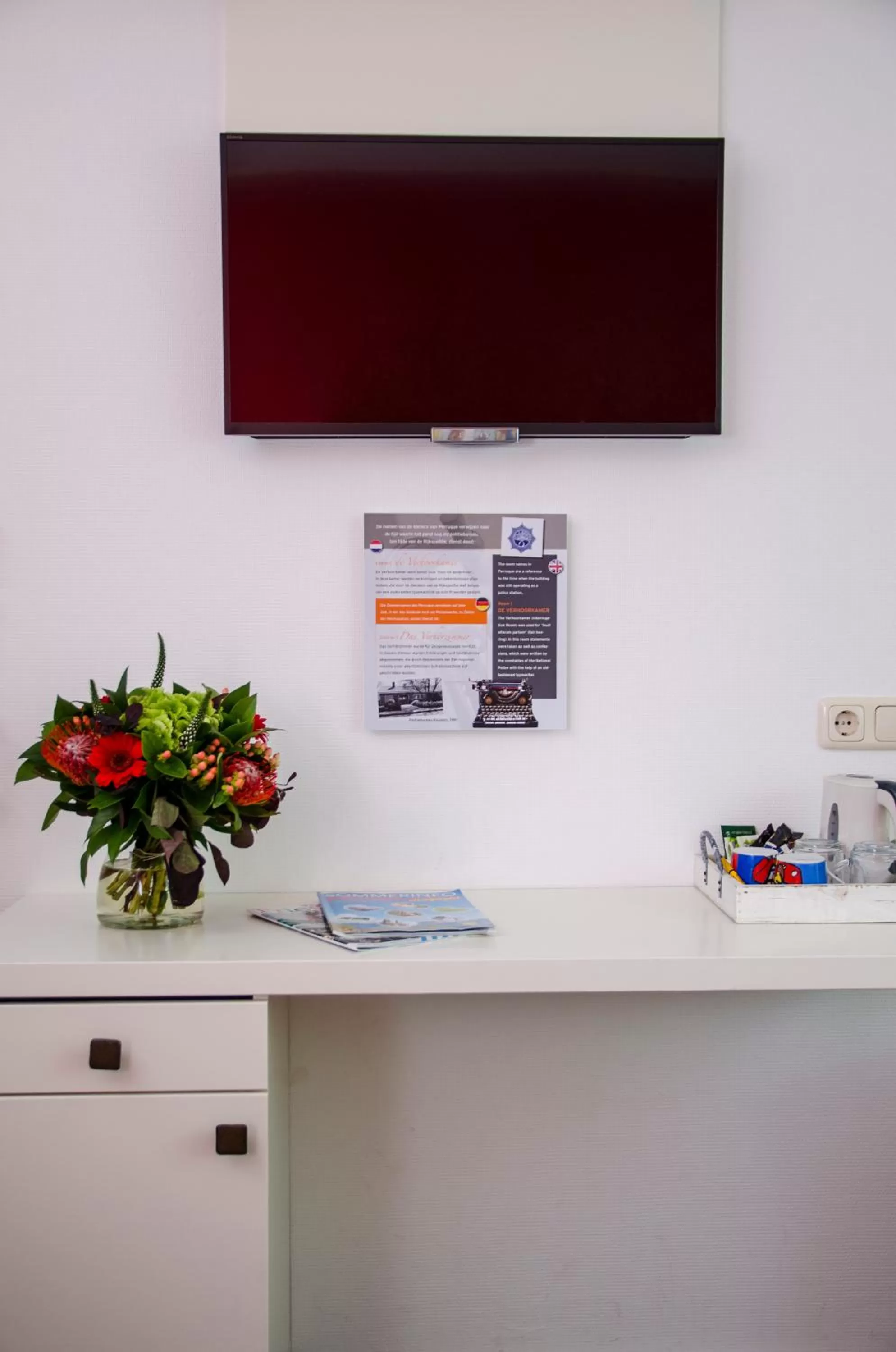 Decorative detail, Coffee/Tea Facilities in B&B - Pension Perruque