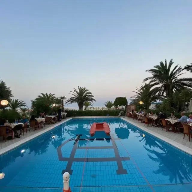 Swimming Pool in Hotel Corallo