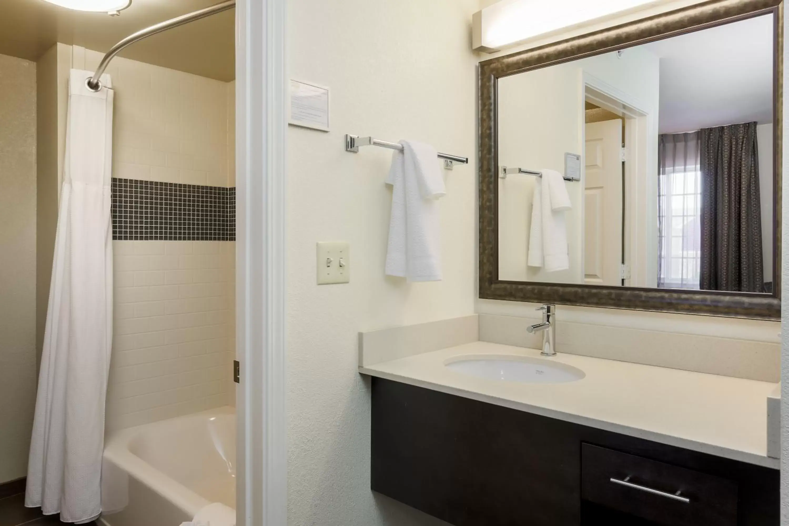 Photo of the whole room, Bathroom in Staybridge Suites-Philadelphia/Mount Laurel, an IHG Hotel