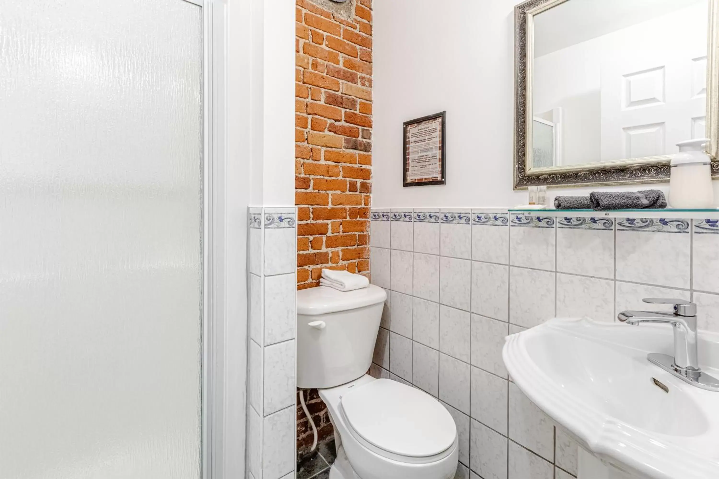 Bathroom in Hotel Maison du Général