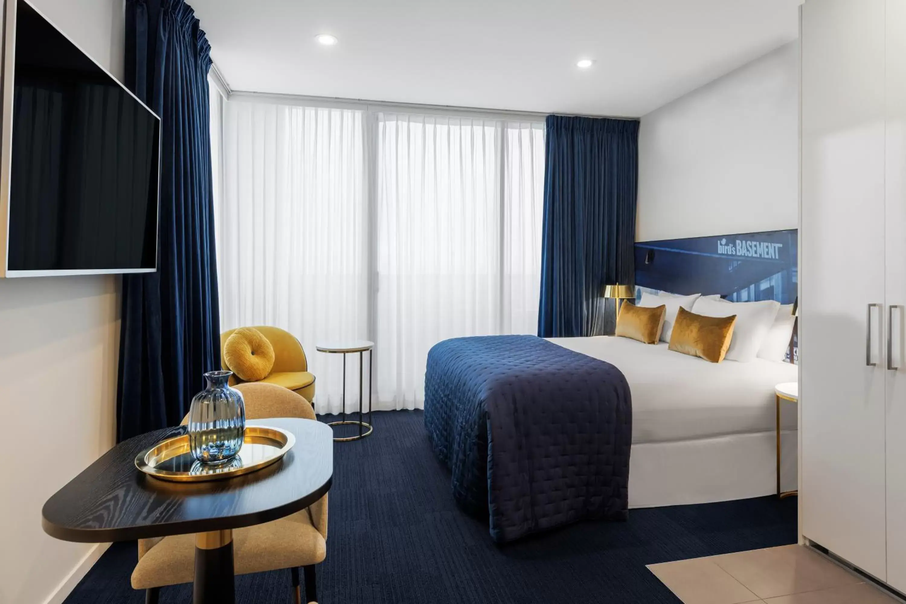 Bed in The Jazz Corner Hotel Melbourne