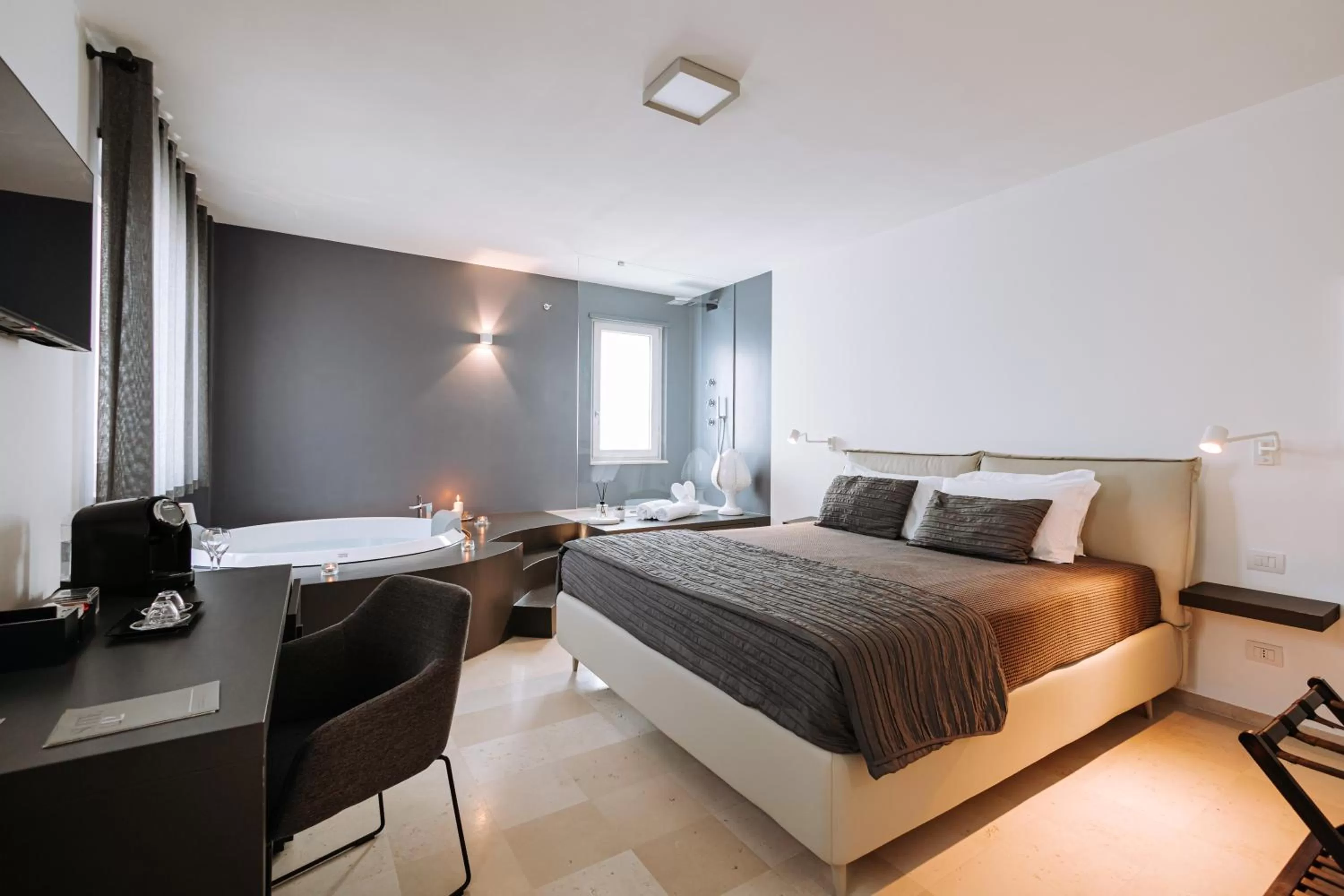 Bed in Suite1212 - Rattazzi