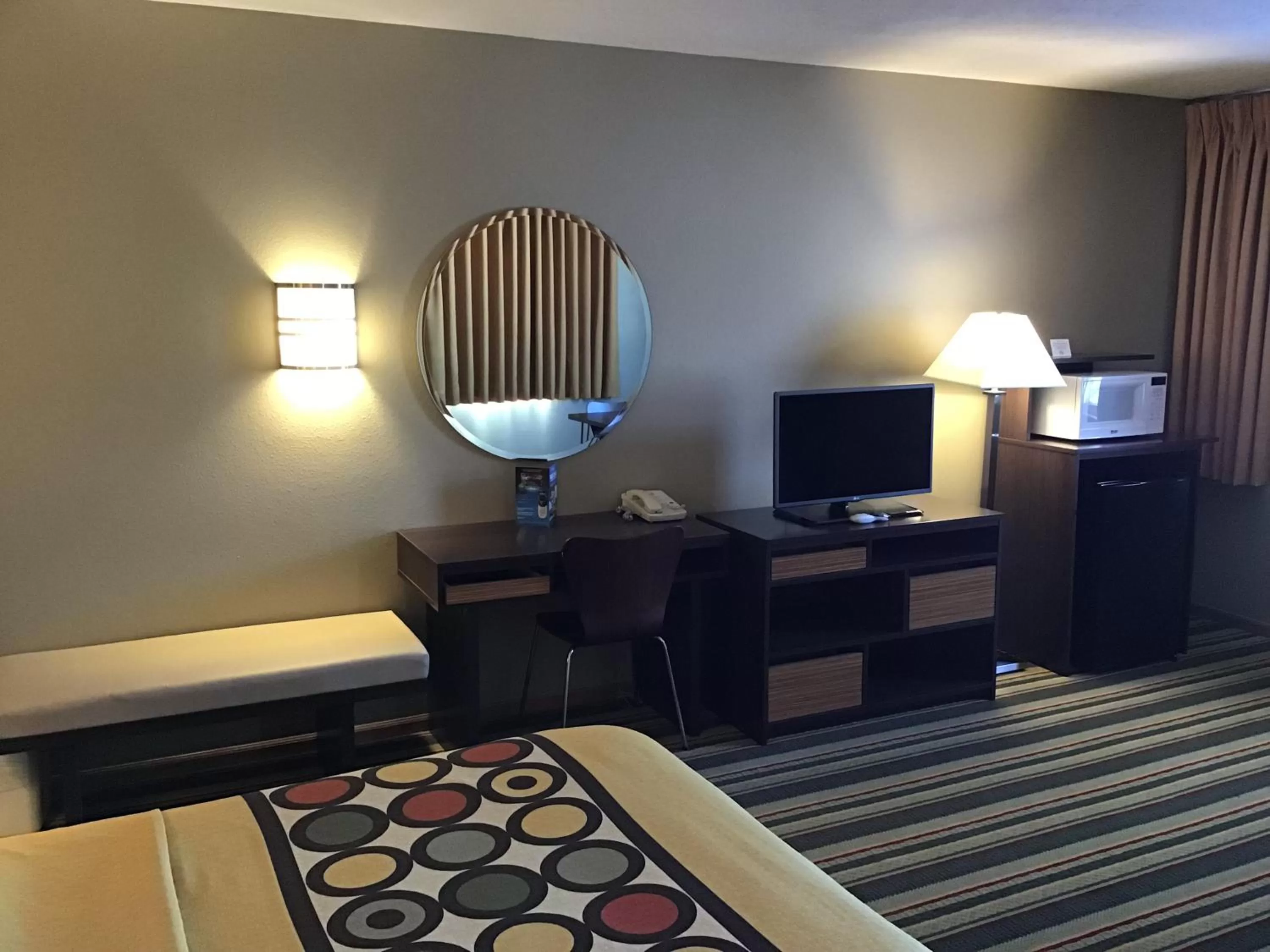 Bed in Super 8 by Wyndham Driggs