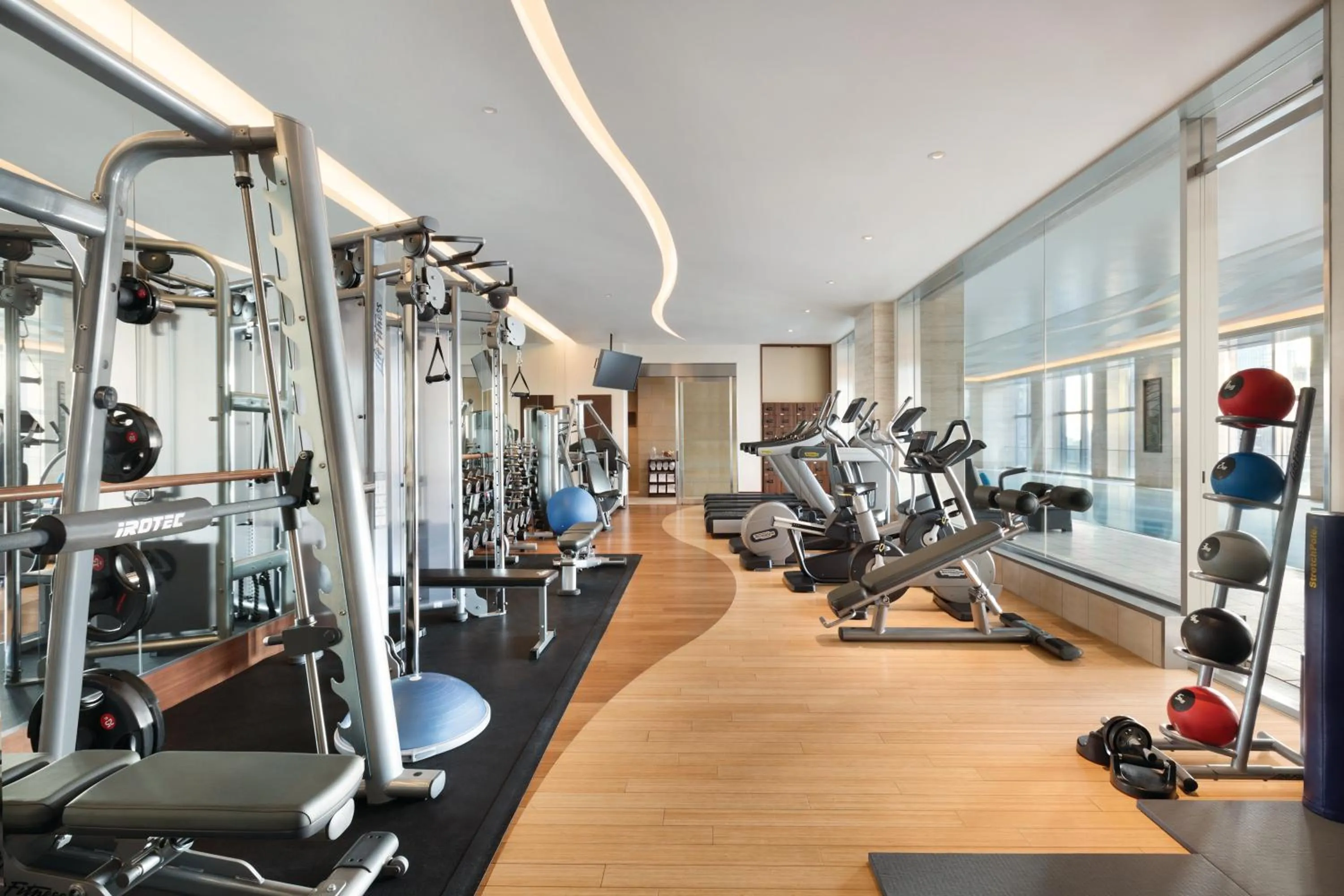 Fitness centre/facilities in Shangri-La Tokyo