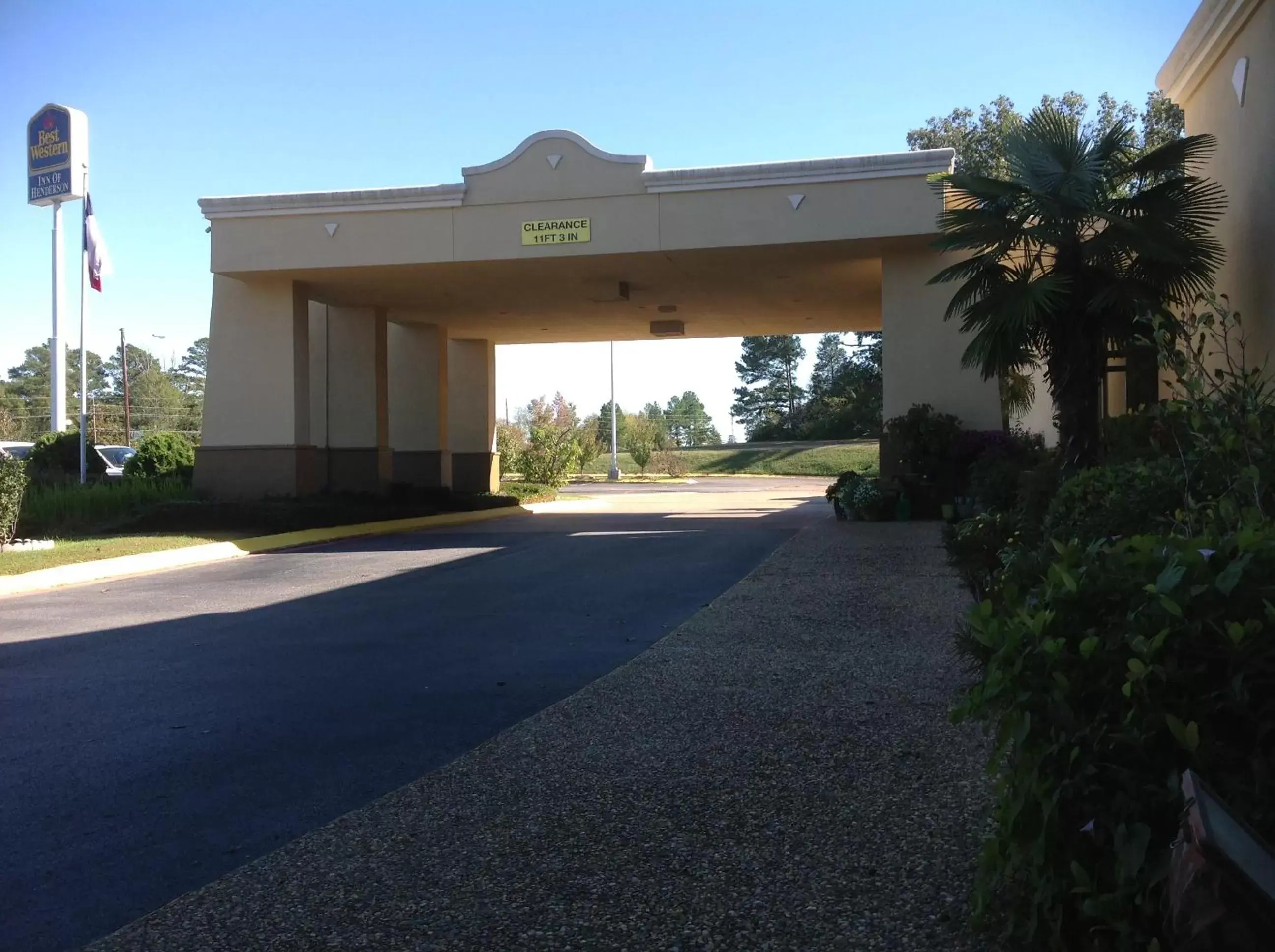 Property Building in Motel 6-Henderson, TX