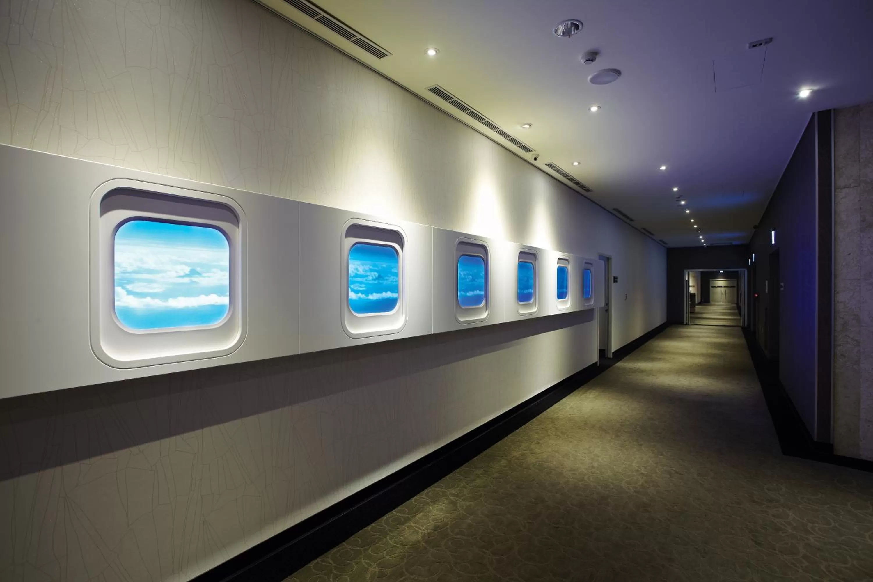 Area and facilities in Airline Inn Green Park Way