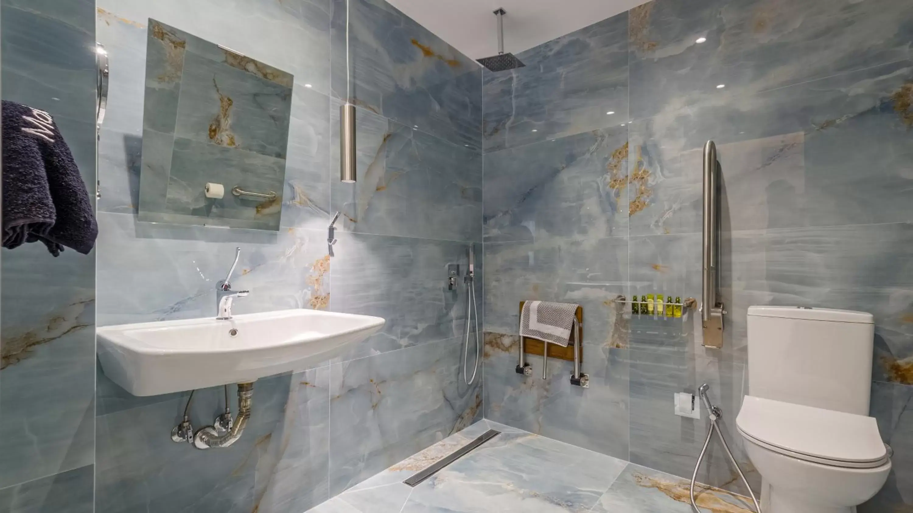 Bathroom in Kima Premium Apartments