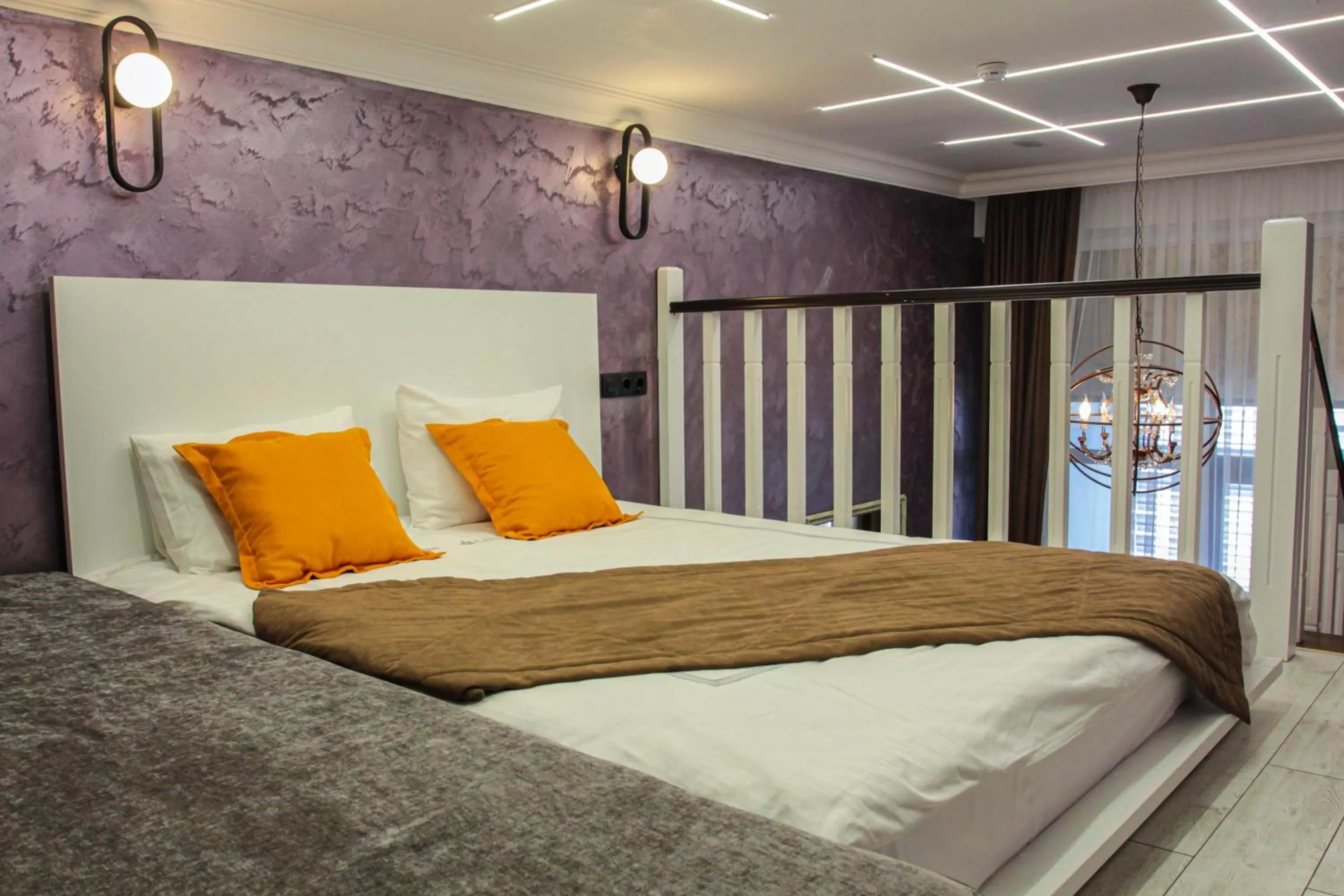 Bed in E-lite& Meatador