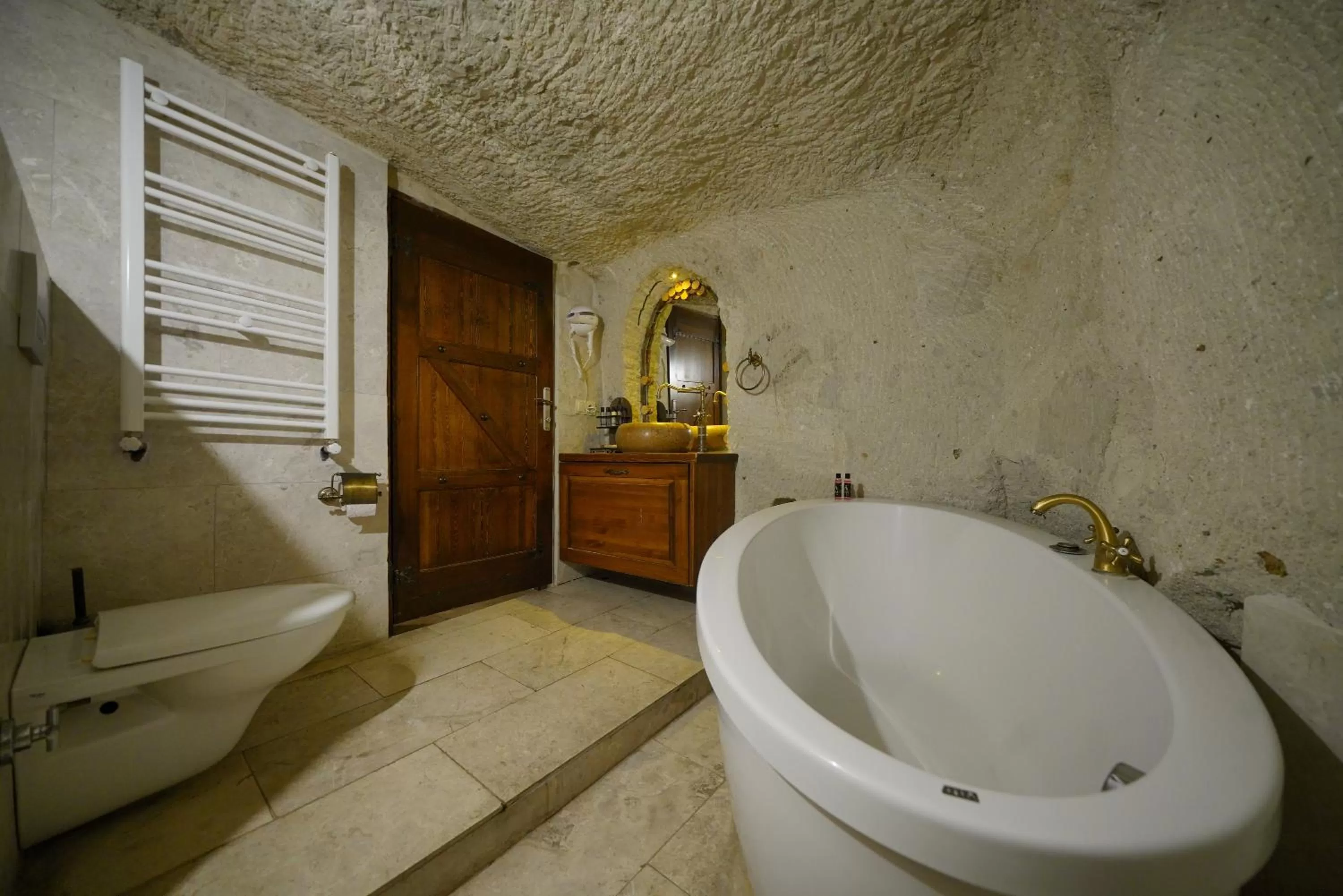 Bath in Cappadocia Nar Cave House & Swimming Pool