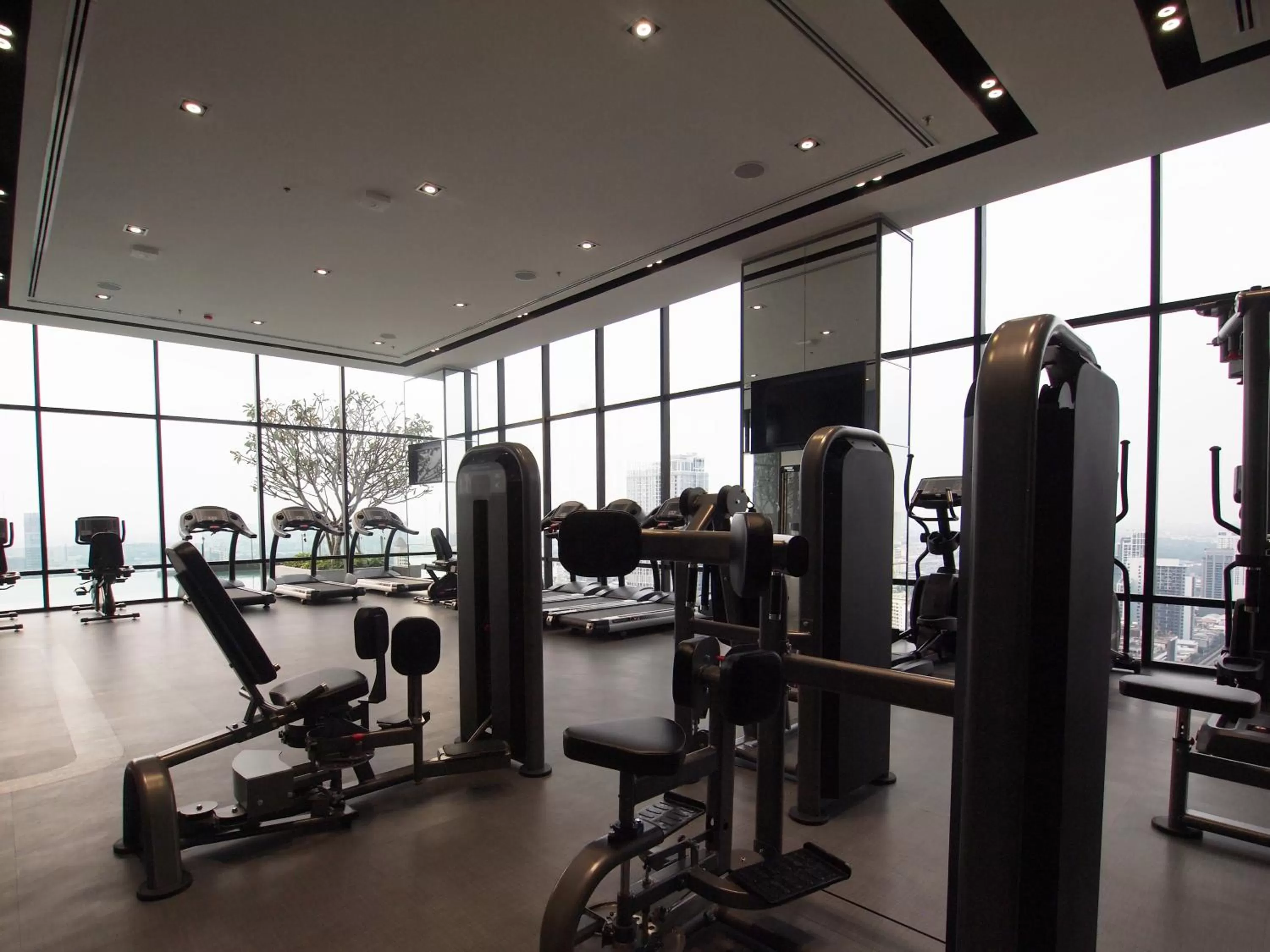 Fitness centre/facilities in The Quarter Ari by UHG