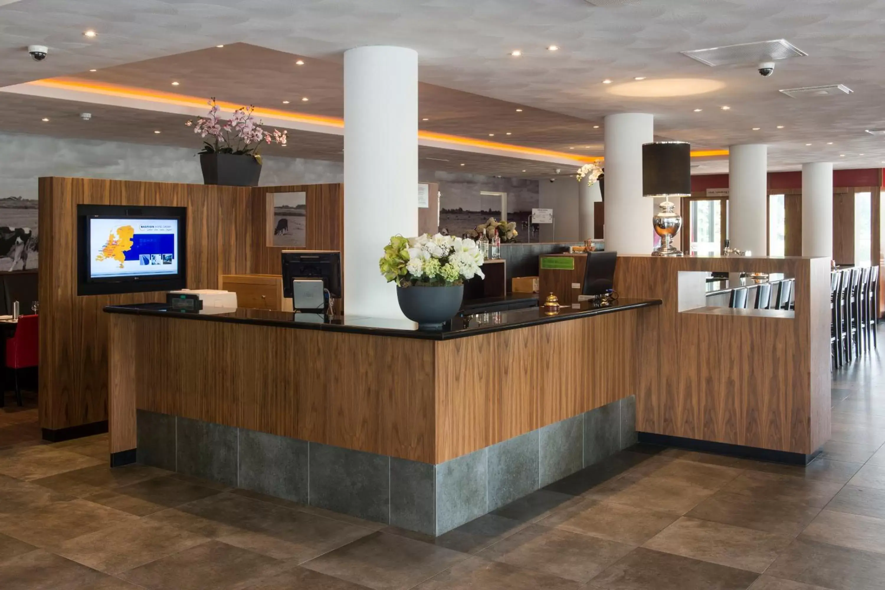 Restaurant/places to eat, Lobby/Reception in Bastion Hotel Den Haag Rijswijk