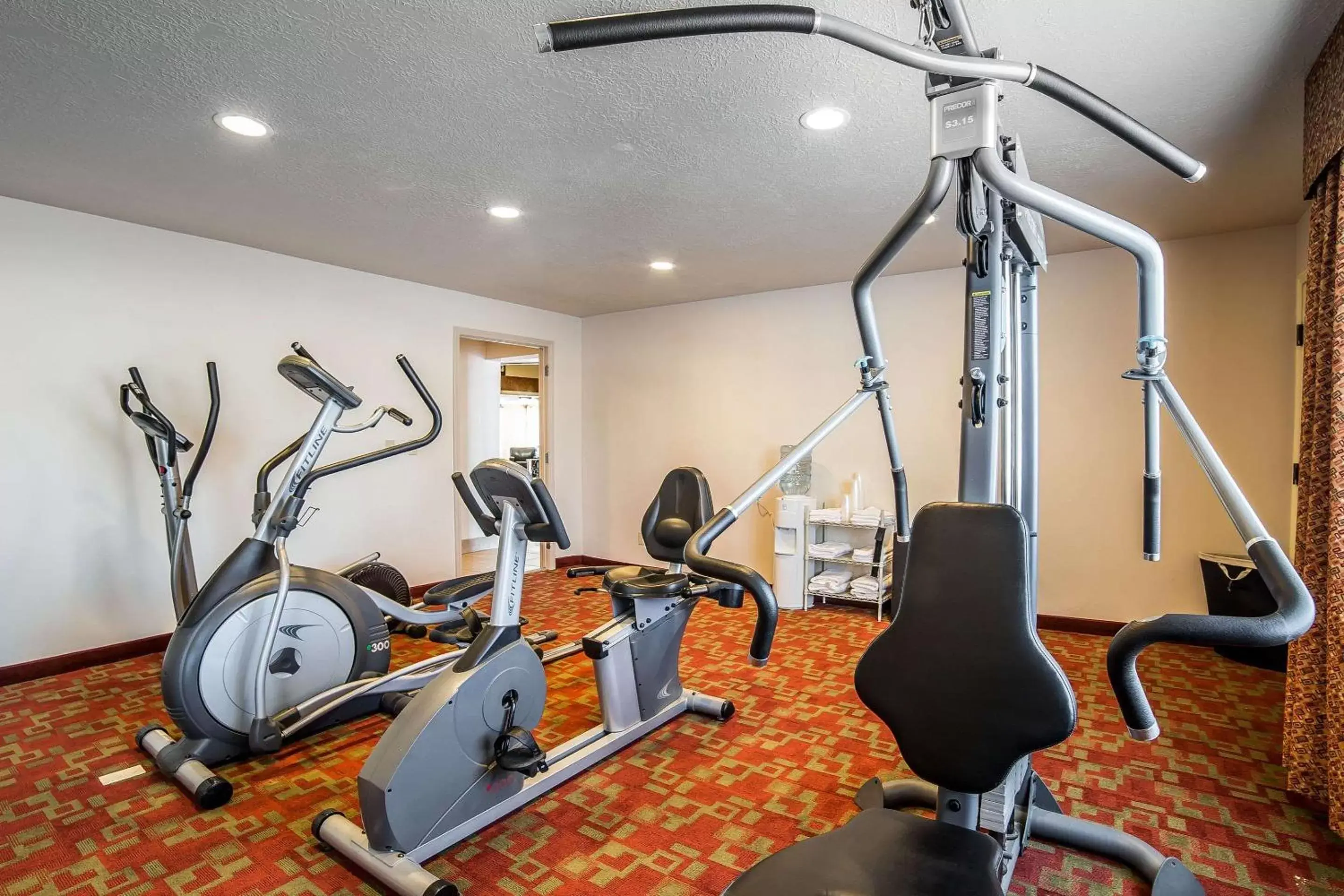 Fitness centre/facilities, Fitness Center/Facilities in Quality Inn Evanston near Wyoming Downs